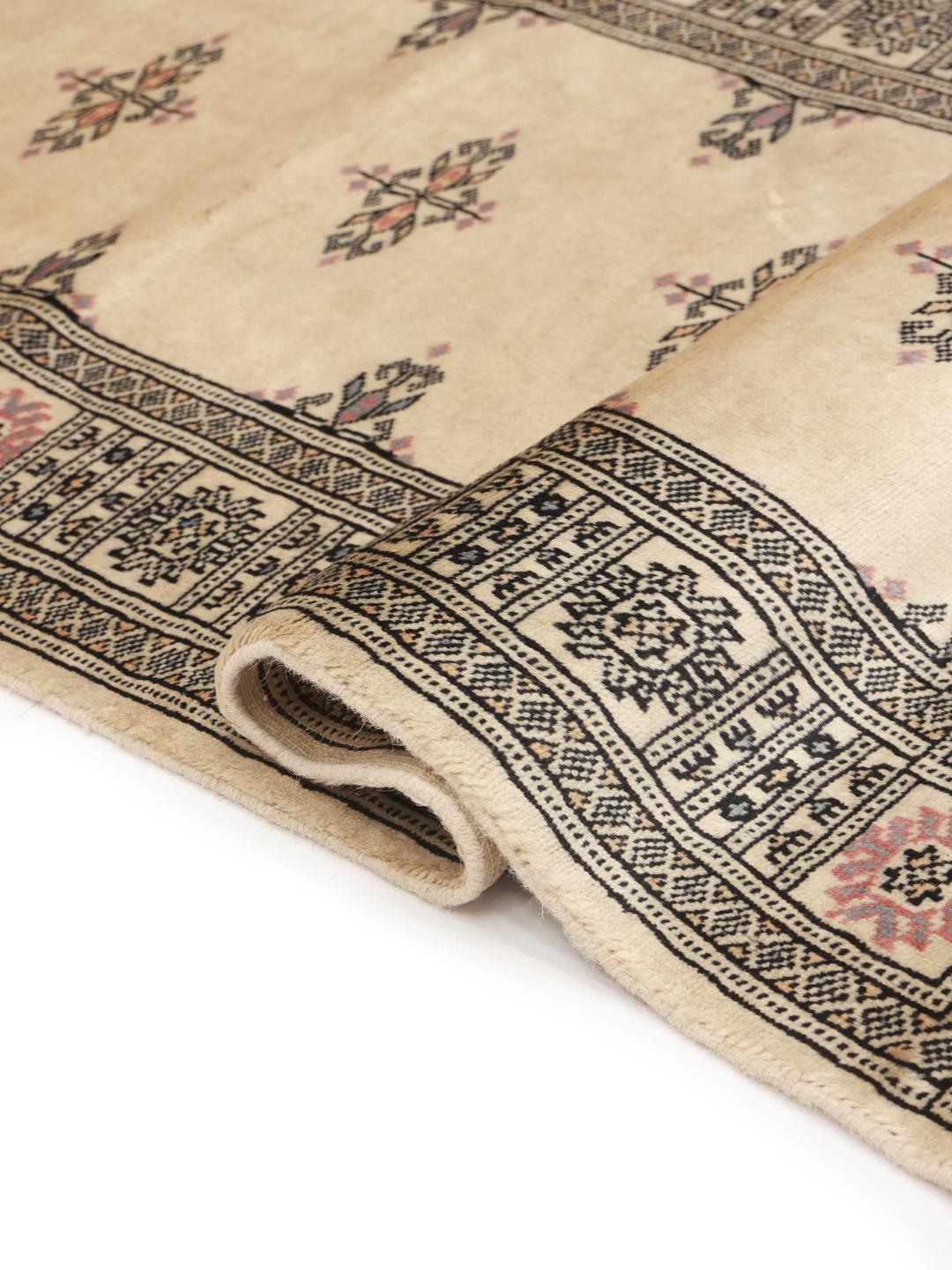 Handgeknoopt Pakistaans loper vloerkleed in beige