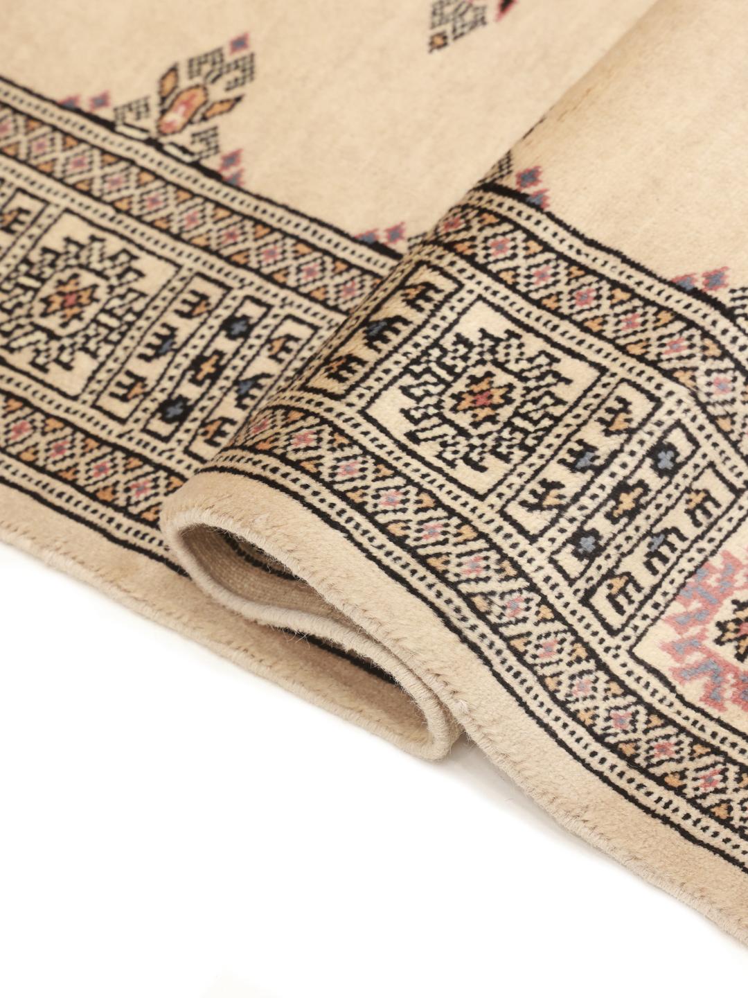 Tapis de couloir beige du Pakistan