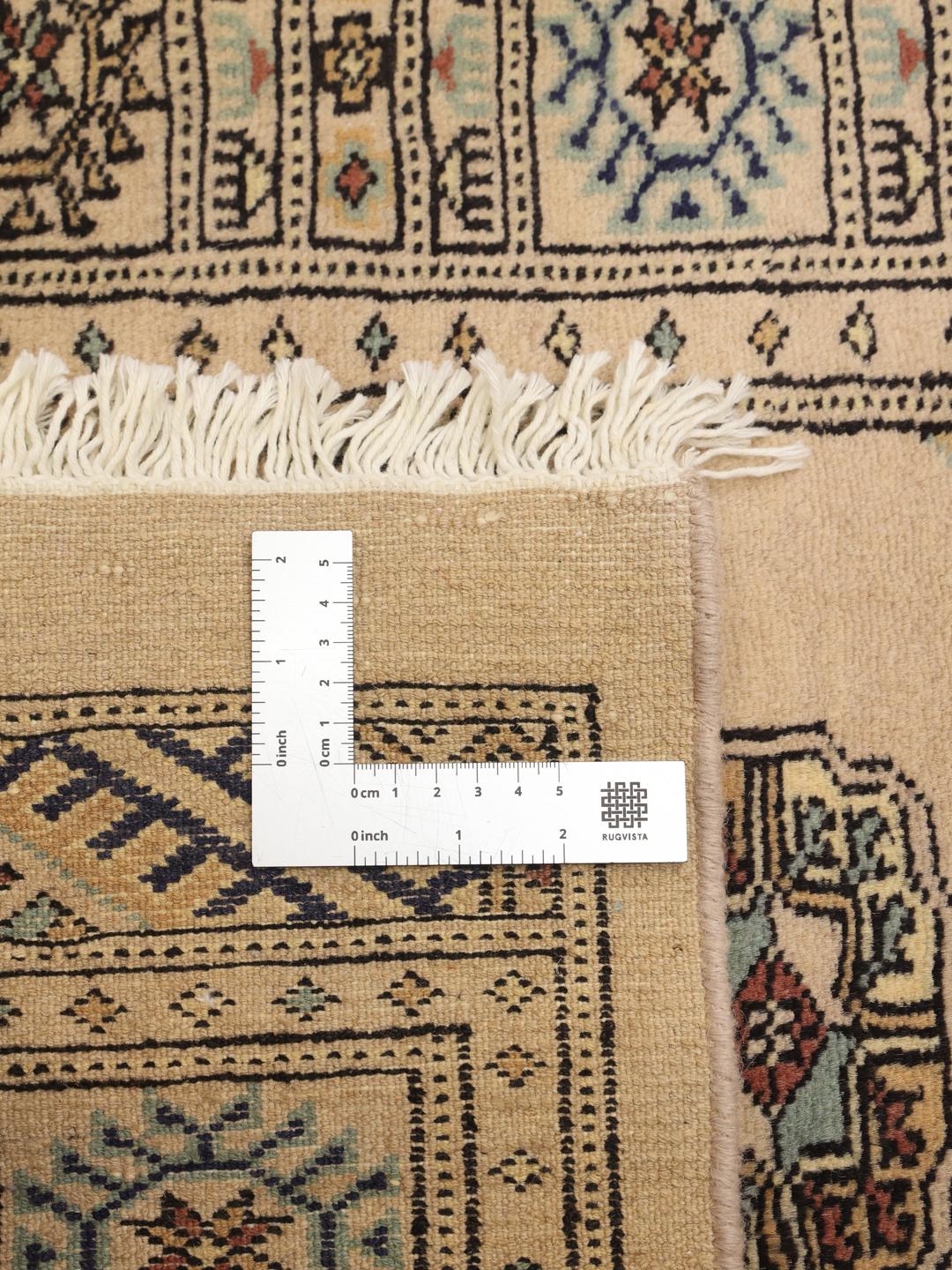 Handgeknoopte Pakistaanse Bokhara loper in beige