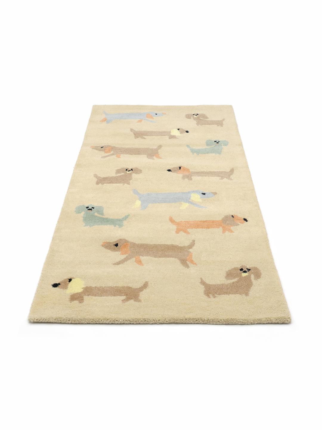 Handgetuft beige loper vloerkleed met pastelkleurige hondenmotieven