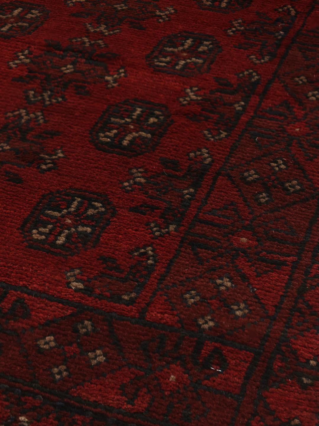 Tapis couloir afghan fait main en rouge foncé