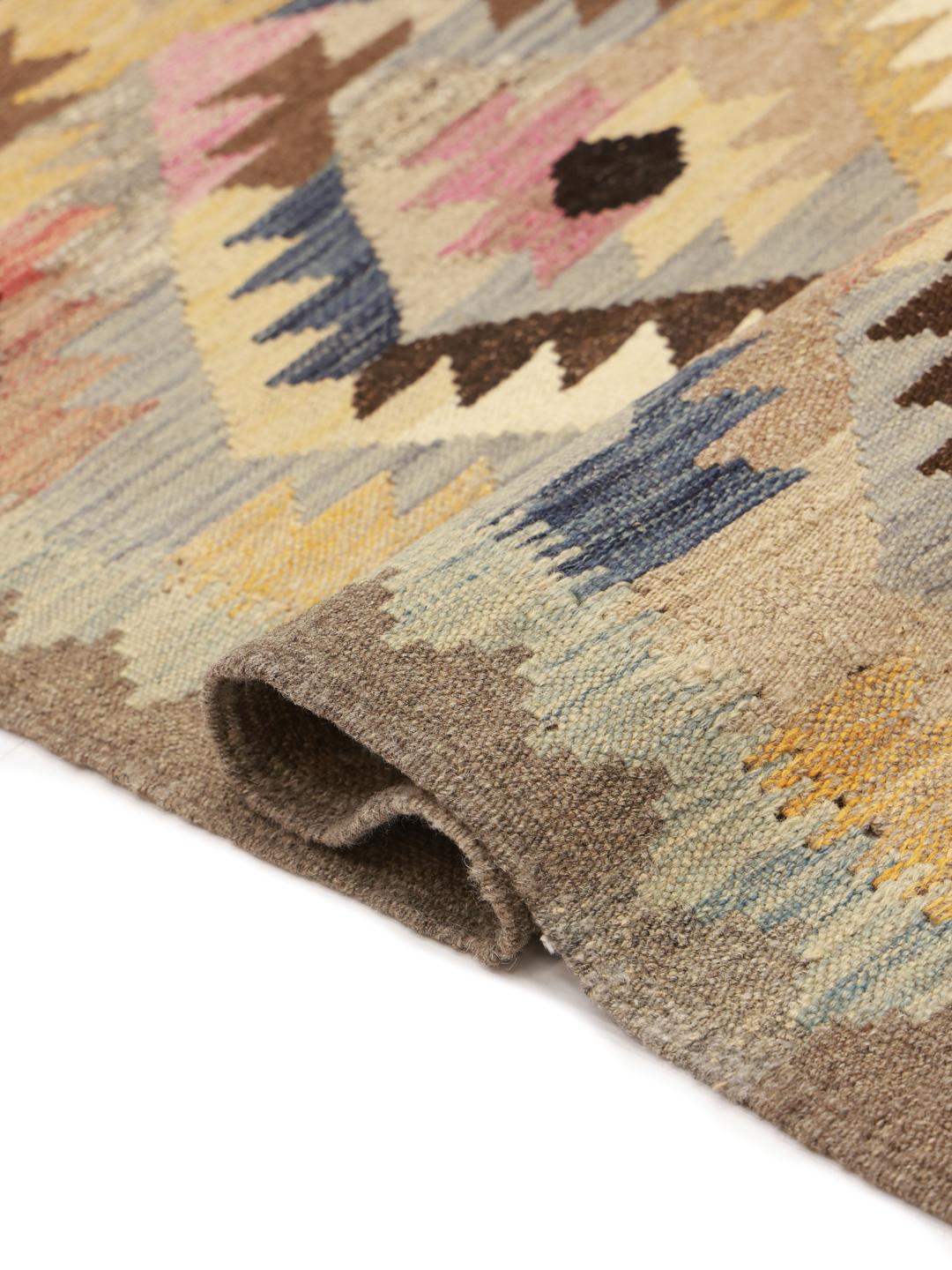 Hand-woven Kelim Ariana Trend runner in beige and multicolor wool from Afghanistan
