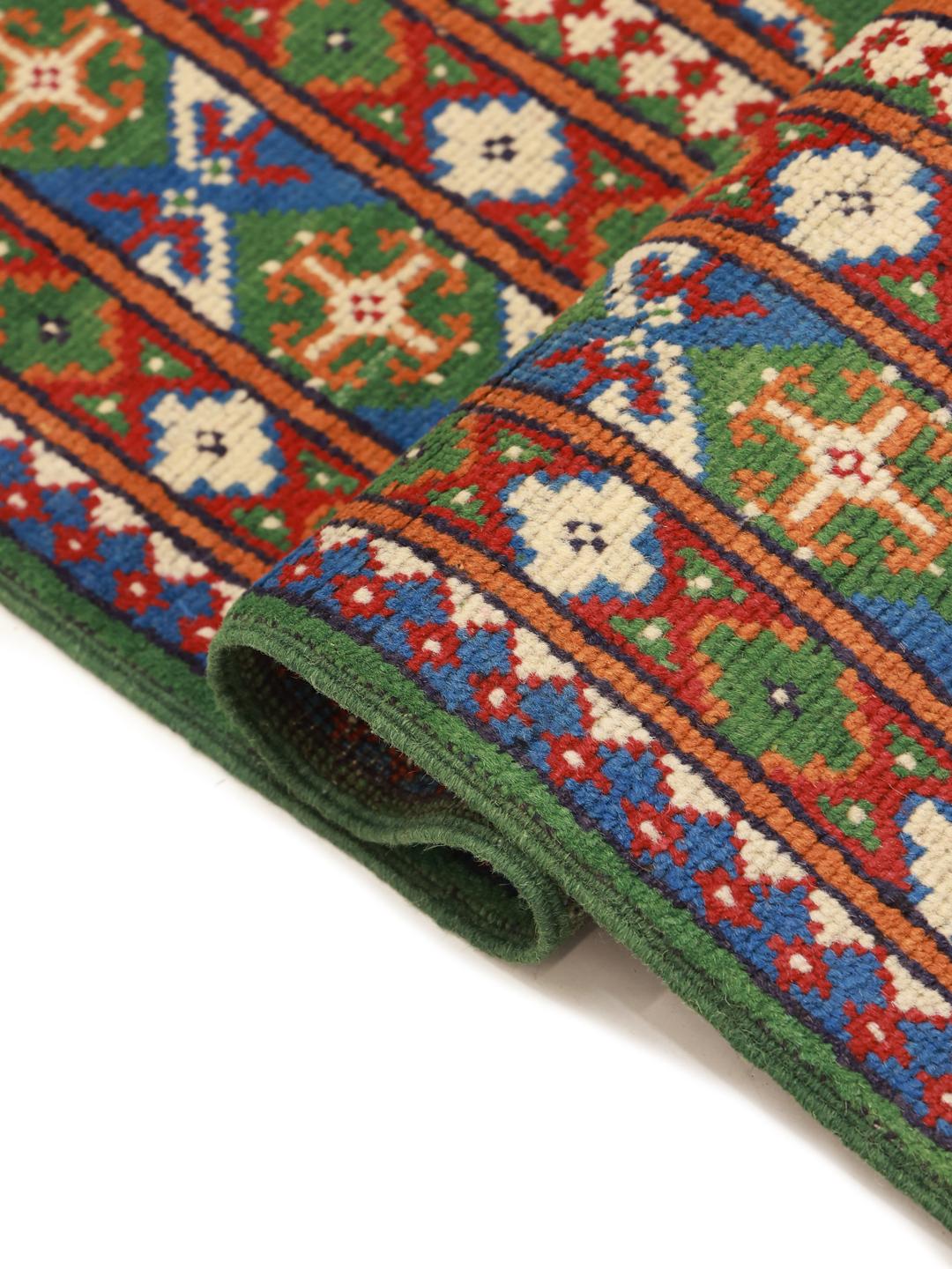 Handgeknüpfter grüner Afghan Fine Wolll Teppich mit traditionellen geometrischen Mustern
