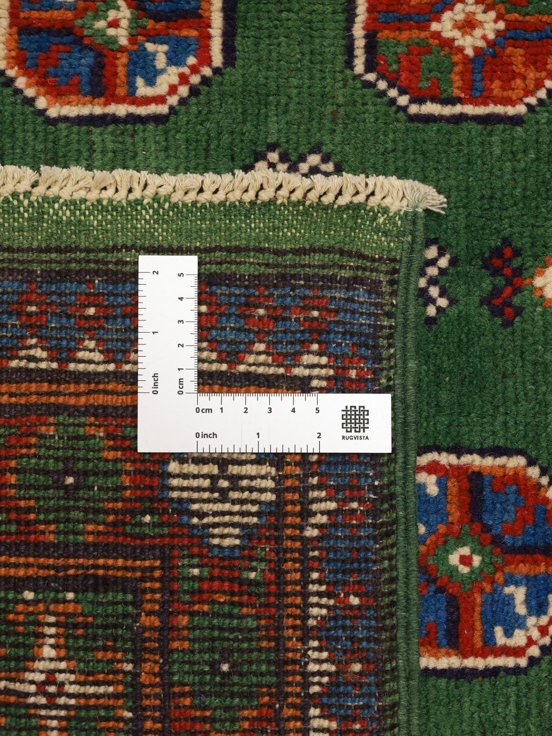 Handgeknüpfter grüner Afghan Fine Wolll Teppich mit traditionellen geometrischen Mustern