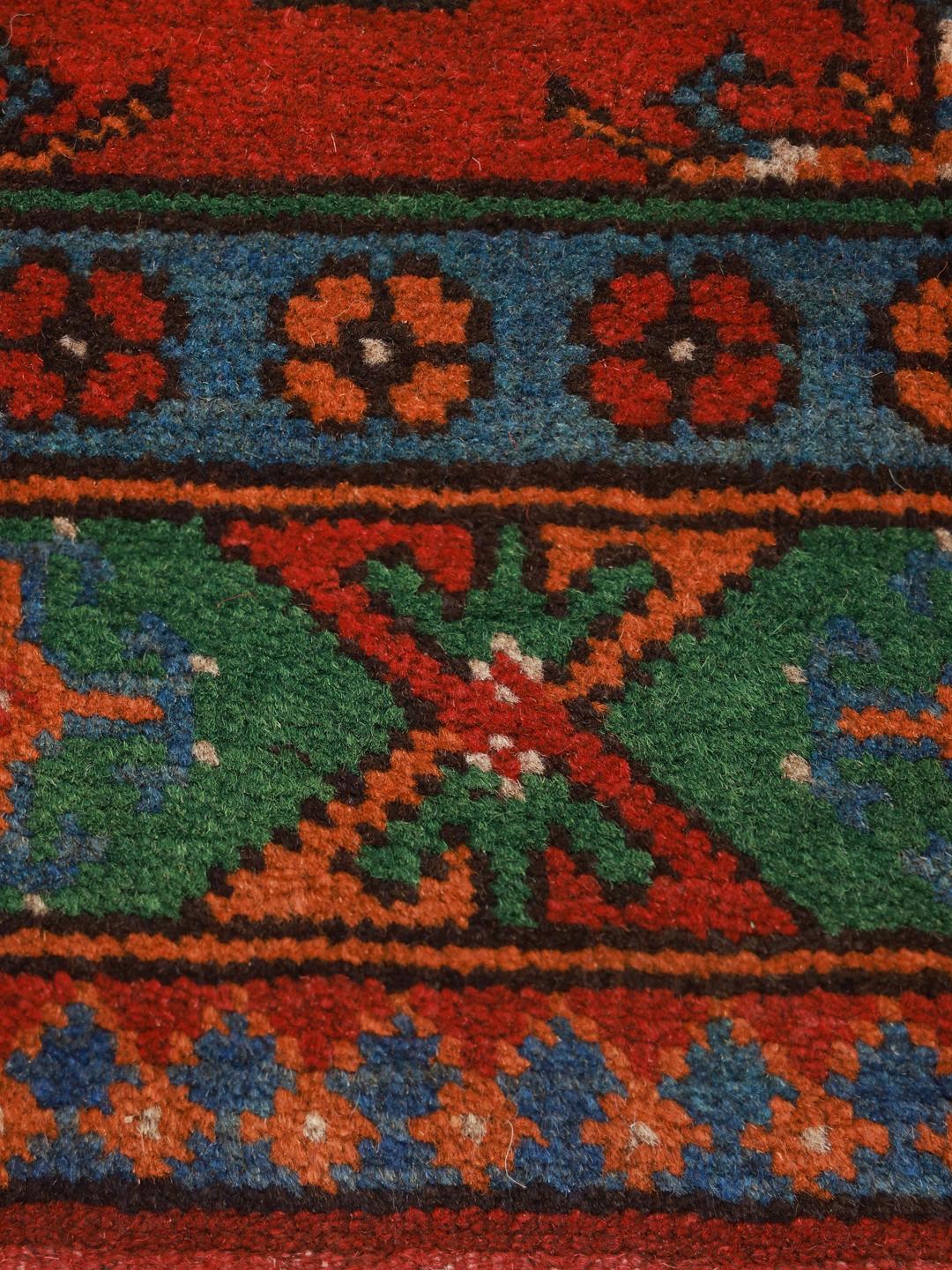 Hand-knotted Afghan Fine wool rug in red and green