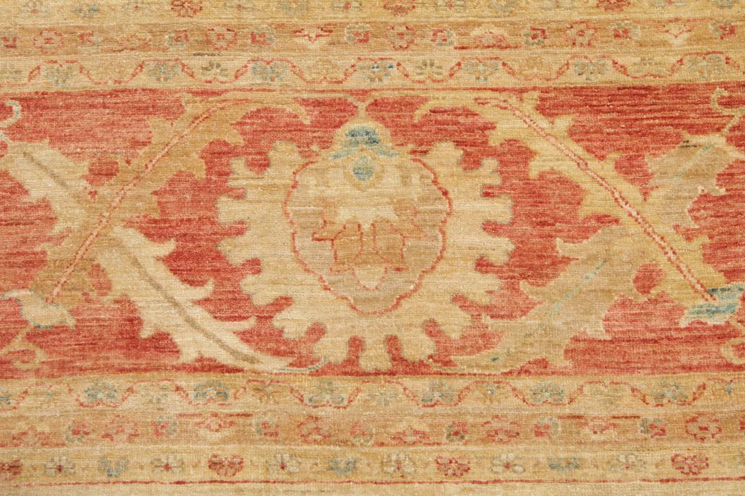 Large hand-knotted Ziegler Fine rug from Pakistan in beige and red tones.