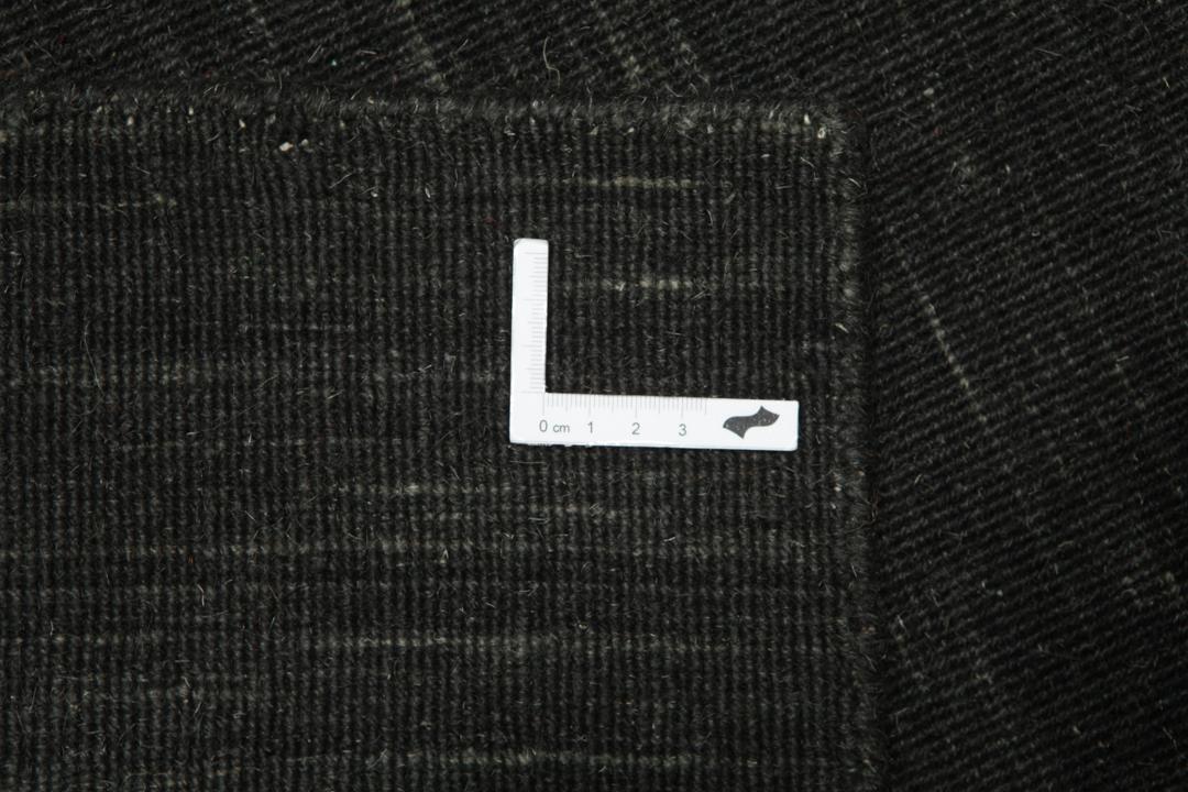 Zwarte handgeweven loper