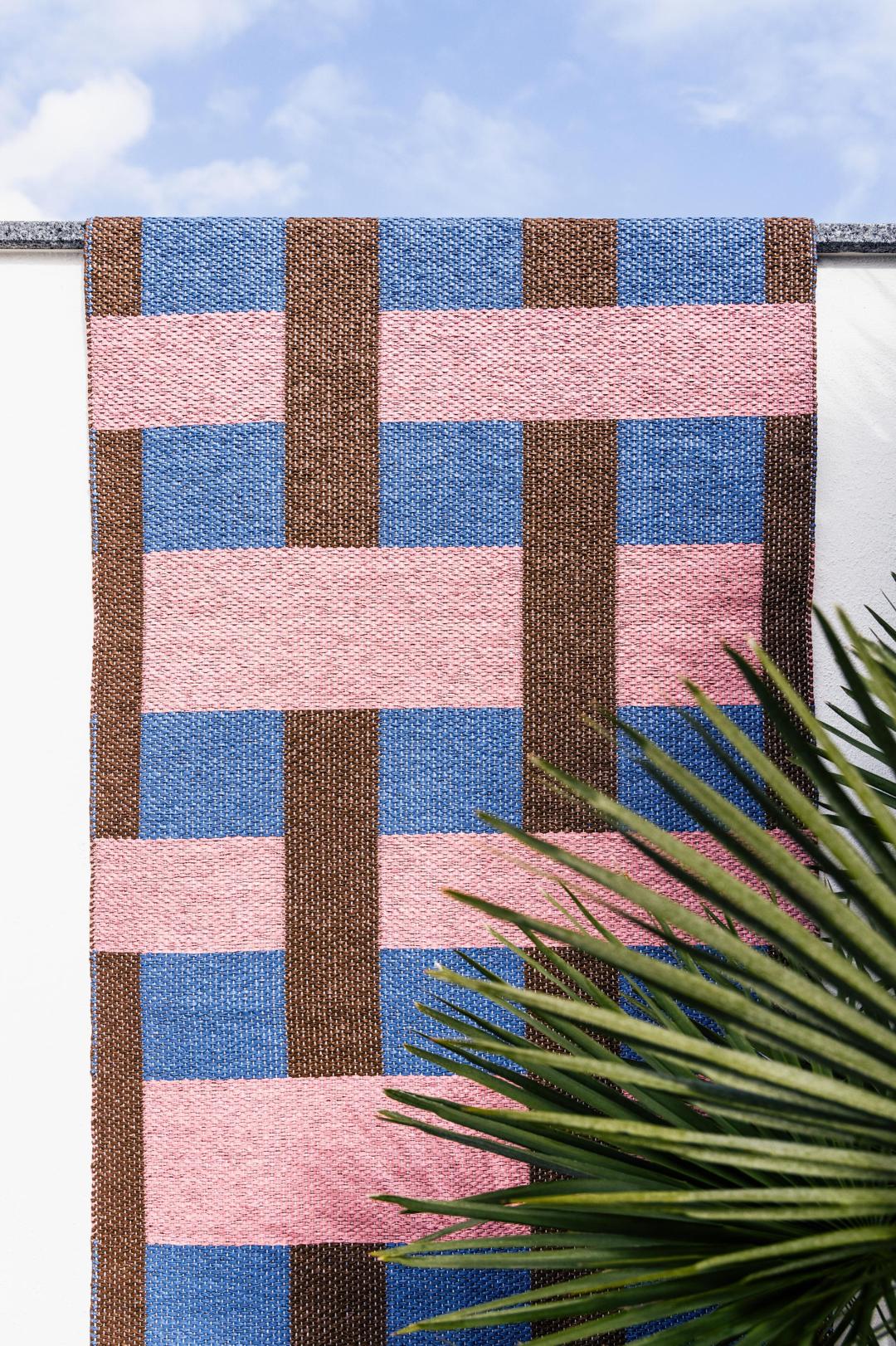 Checkson vloerkleed in roze en meerkleurig