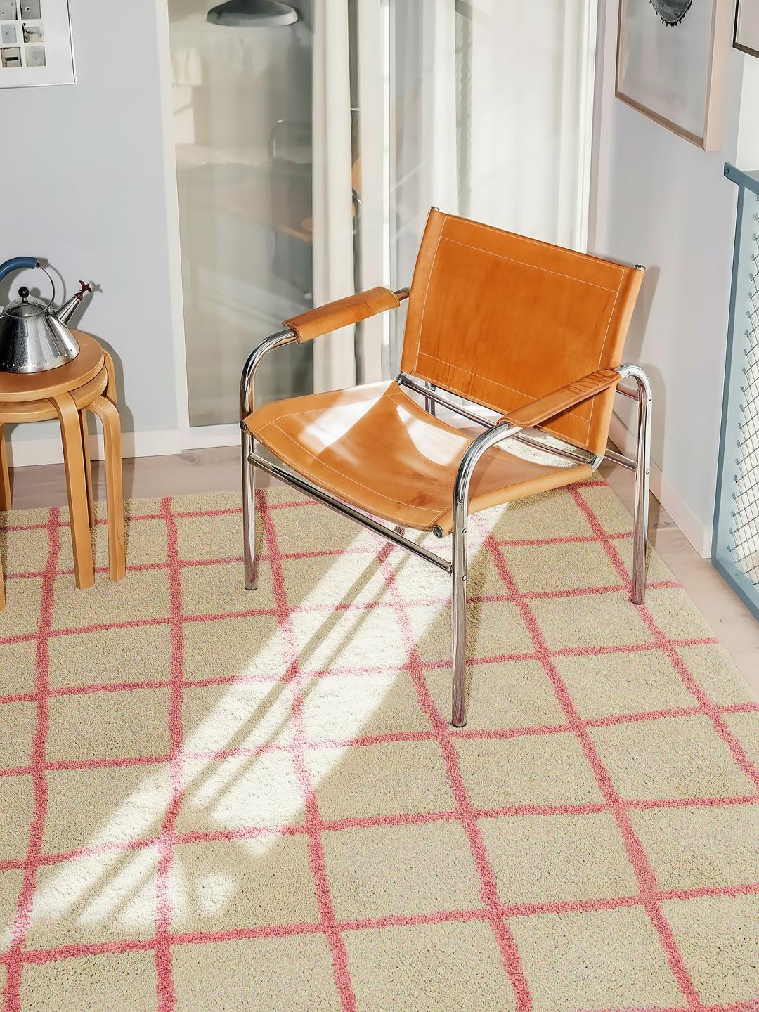 Beige en roze patroon vloerkleed