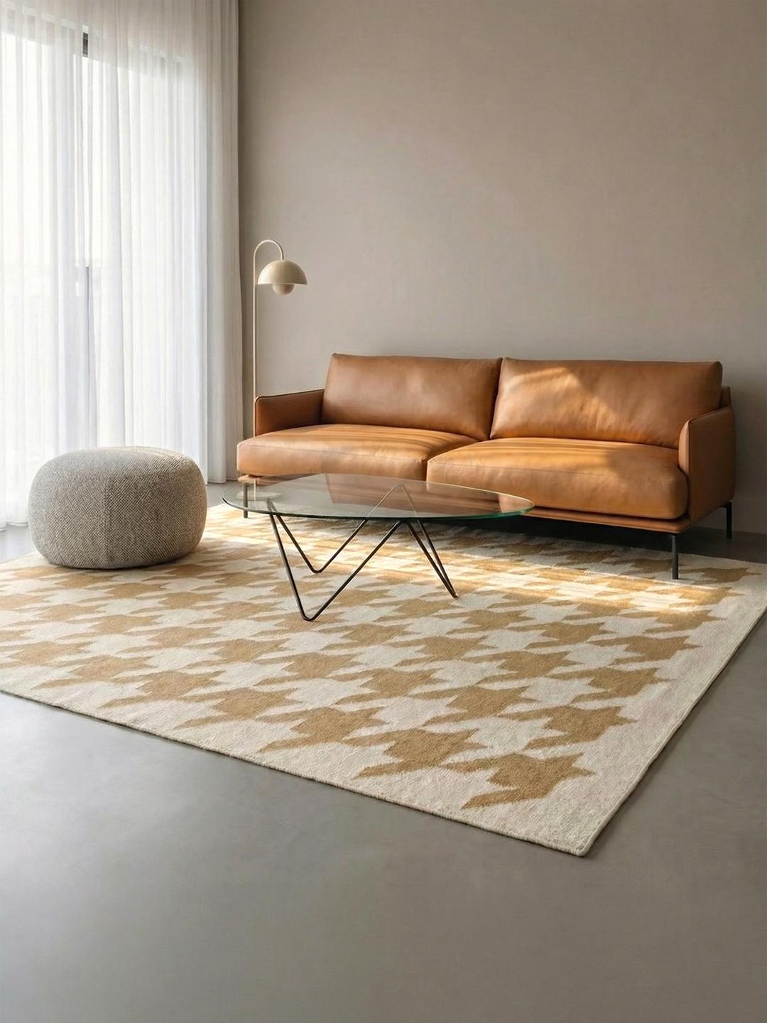 Beige en bruin tapijt met houndstooth-patroon