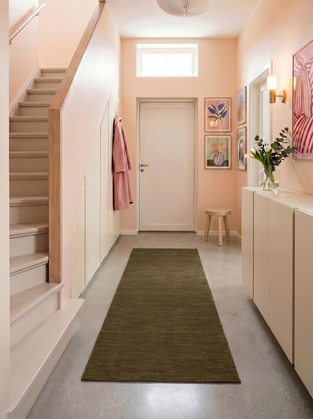 Handloom flat-løber i olivengrøn