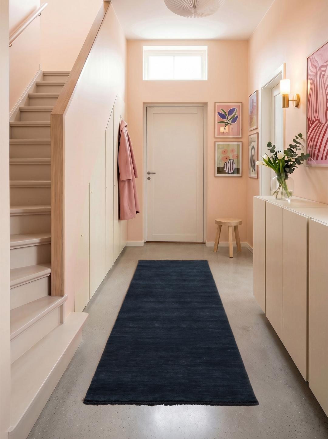 Handloom Fringes mørkeblå løber med korte frynser