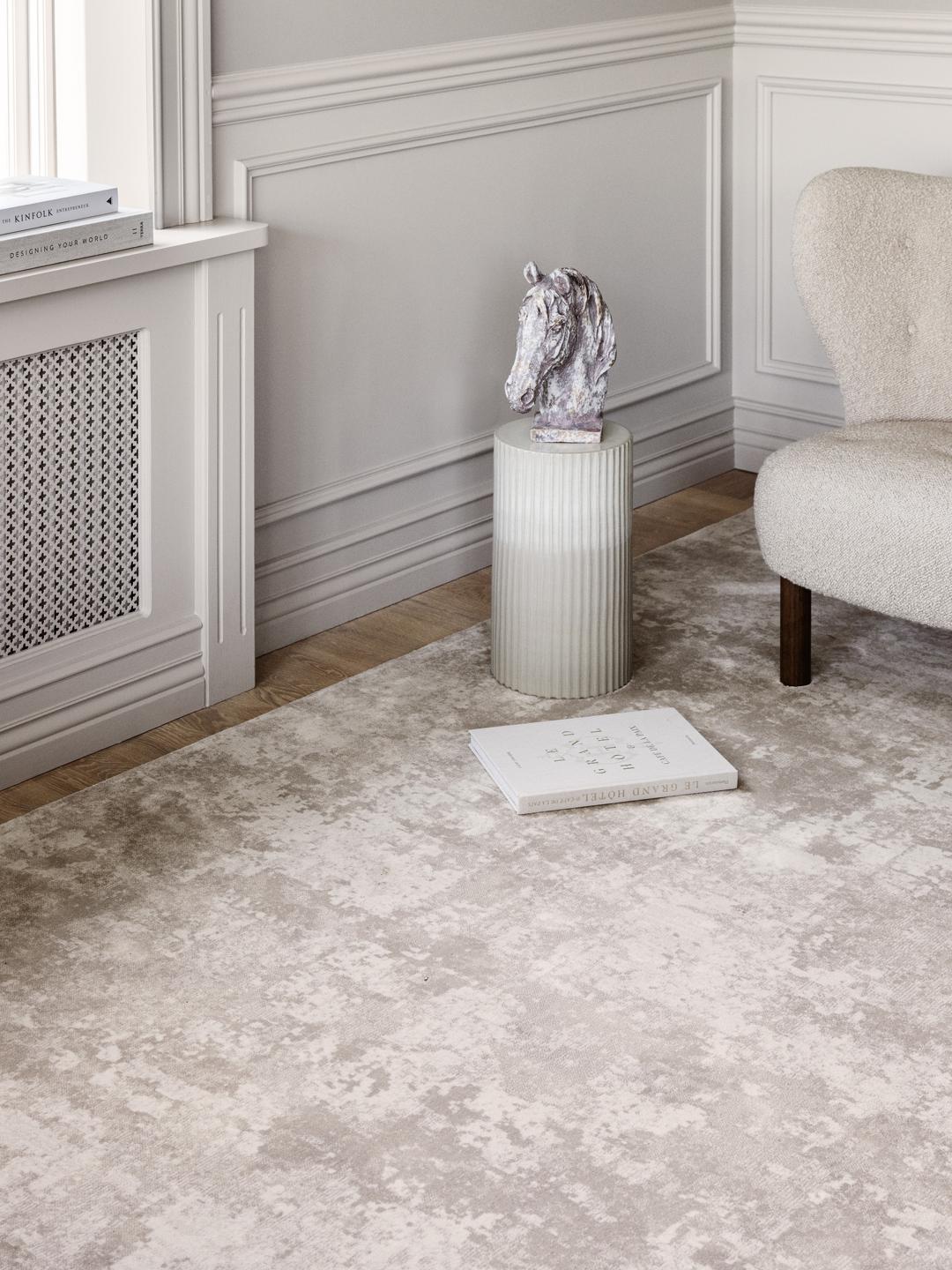 Rond beige tapijt met zachte textuur