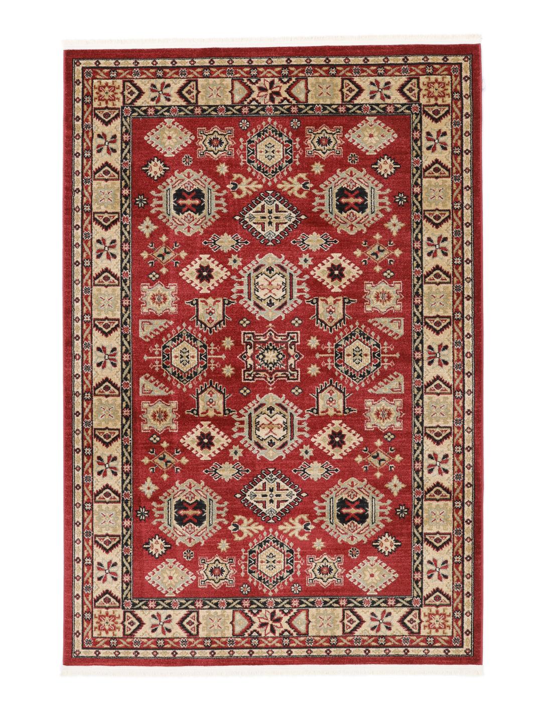 Et rødt og beige tæppe med et traditionelt mønstret design.