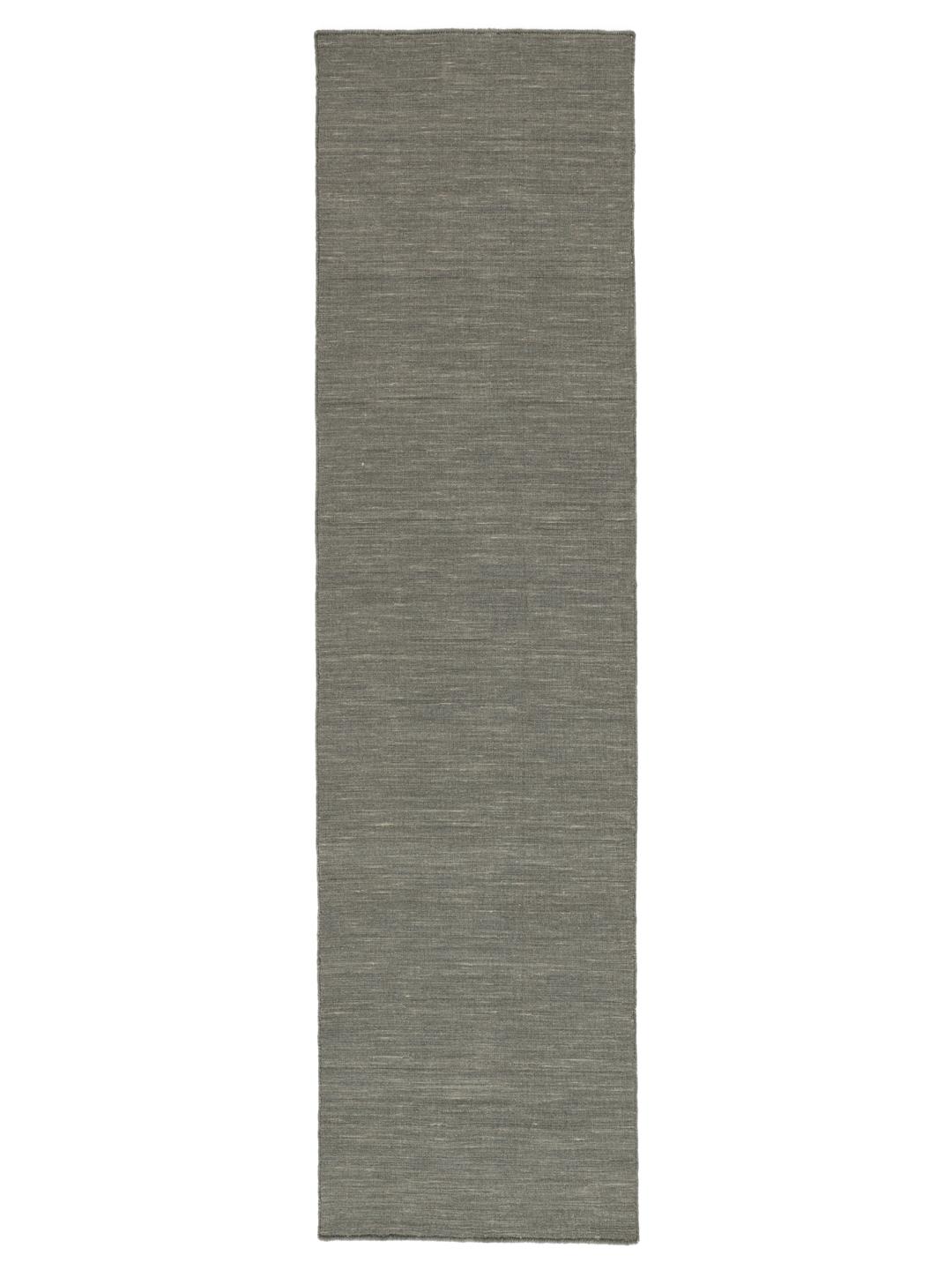 runner in dark grey