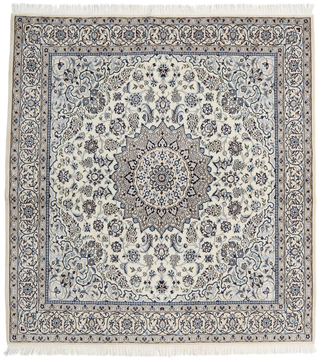 Tapis carré Nain noué à la main avec des motifs floraux complexes dans des tons beige et bleu