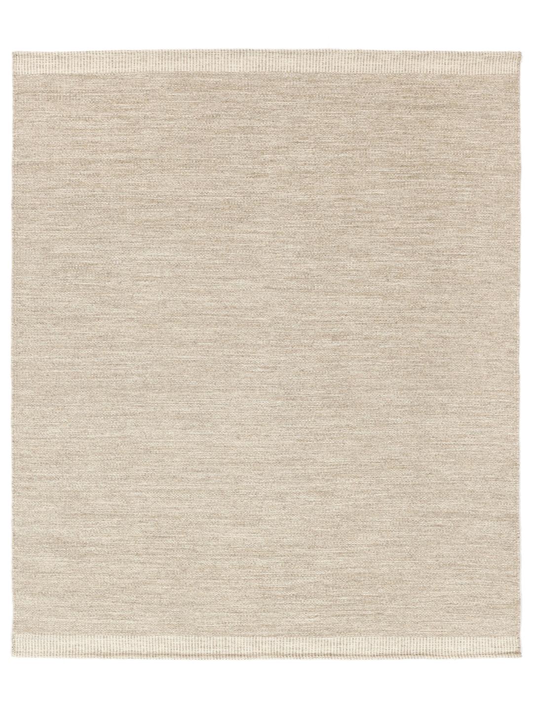 Beige tæppe med en tekstureret uldfinish