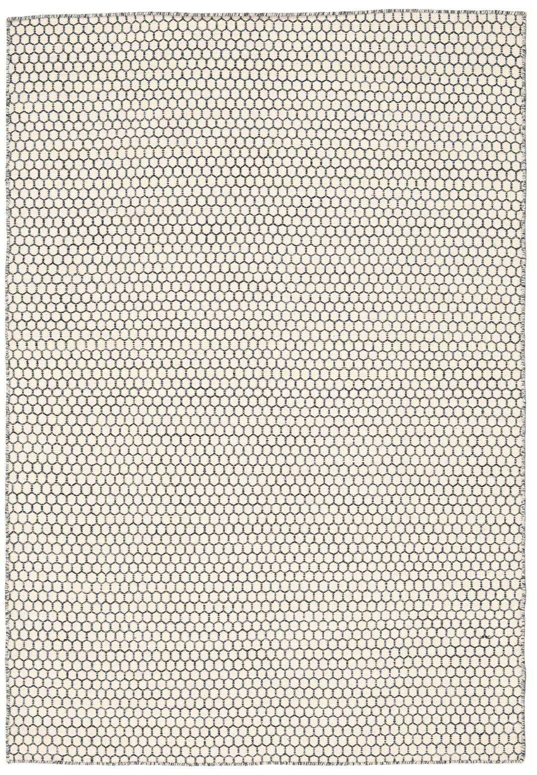 
    Kelim Honey Comb - Cream white / Black - 160 x 230 cm
  