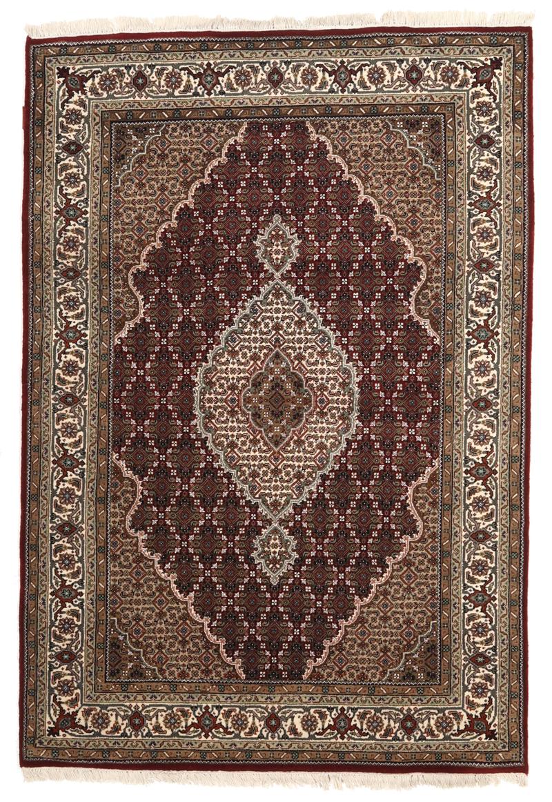 Tabriz Royal