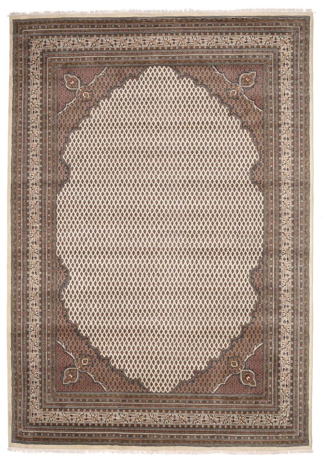 Tapis Mir Indo noué main venant d'Inde dans des tons beige et marron chaleureux.