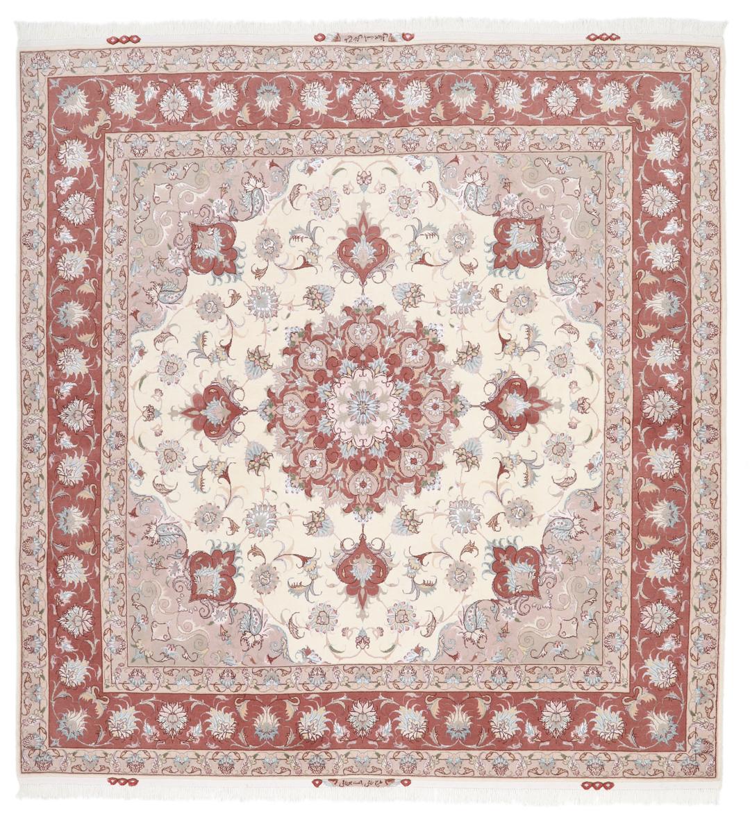 Vierkant Tabriz-tapijt uit het Midden-Oosten met een rood en crèmekleurig bloemenmedaillon.