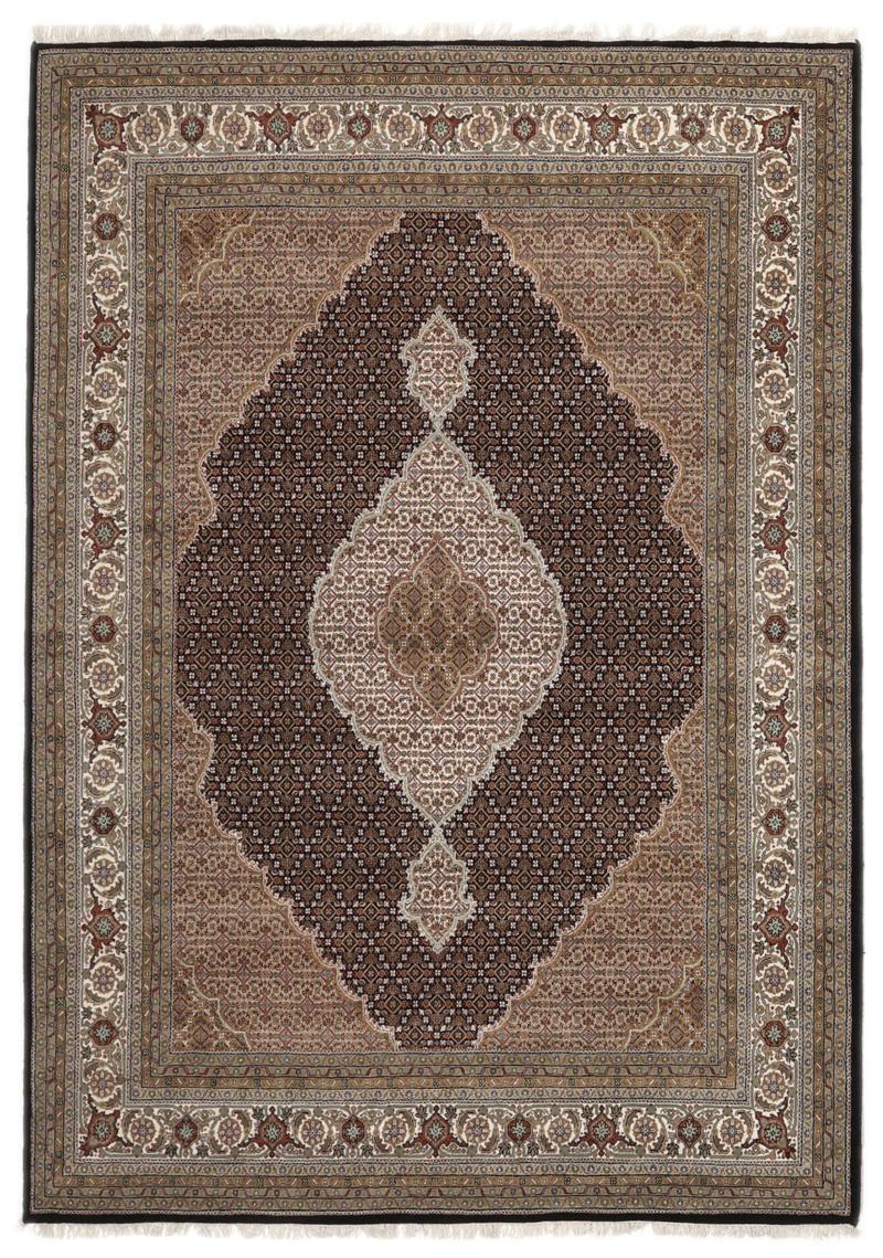 Tabriz Royal