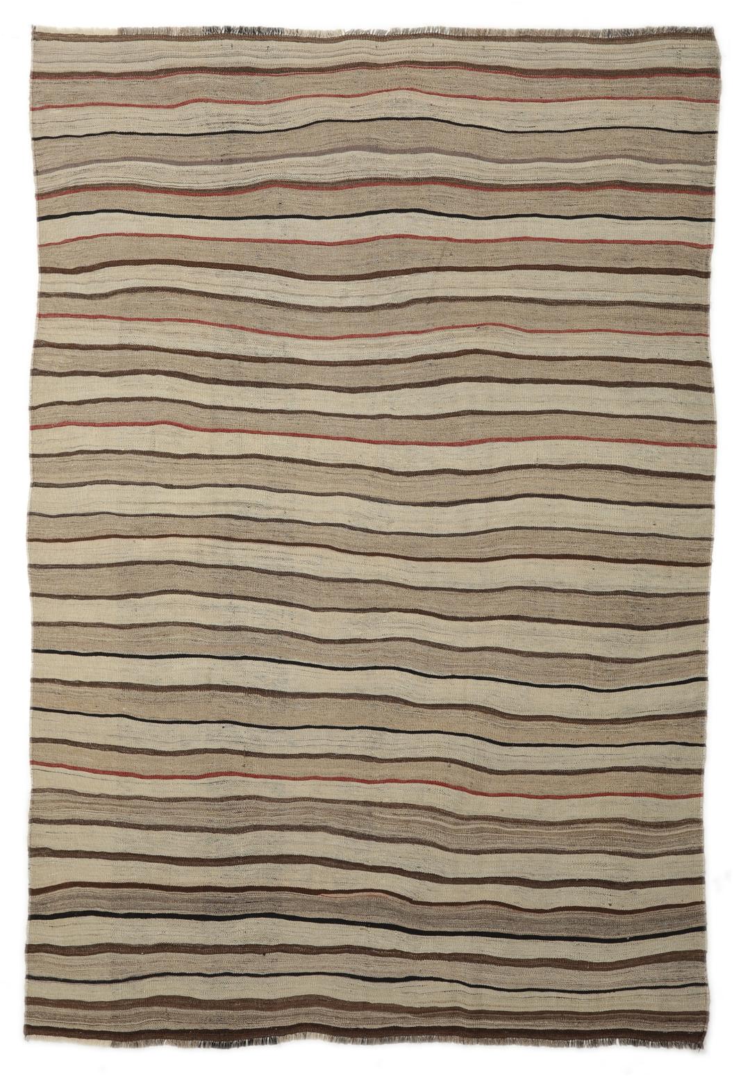 Tapis beige fait main du Moyen-Orient
