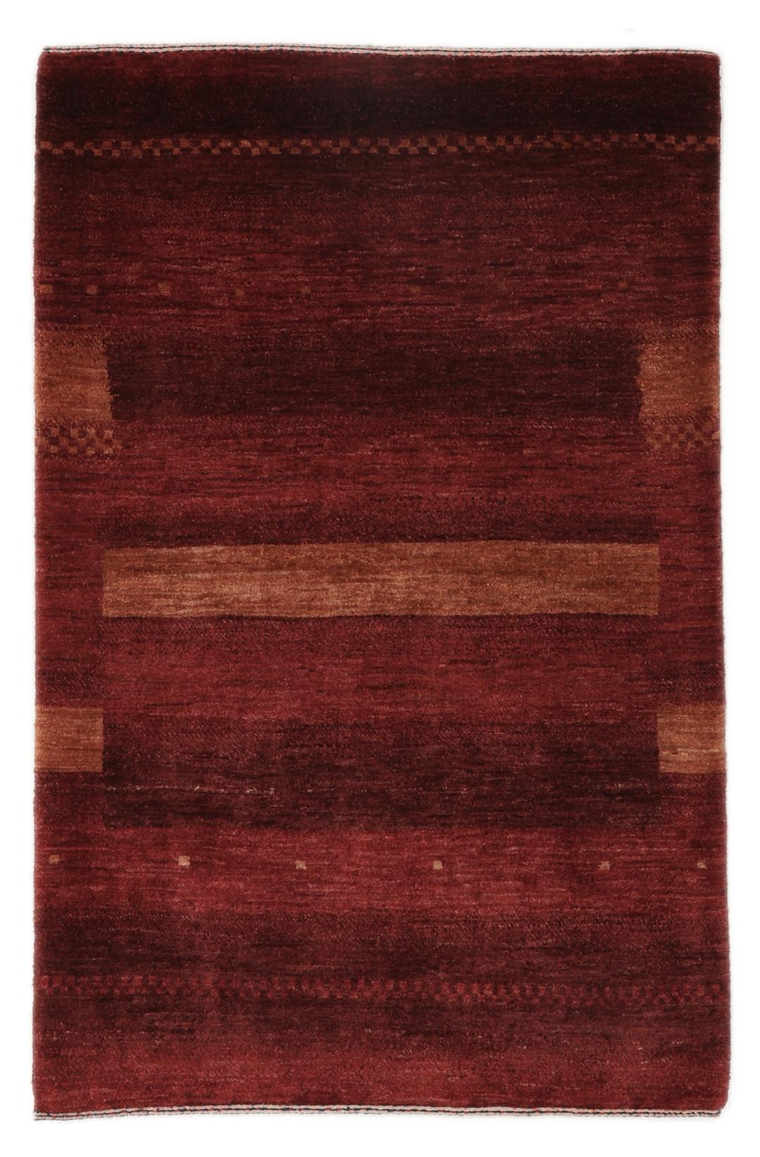Handgeknoopt rood Loribaft-tapijt met ingewikkelde patronen.