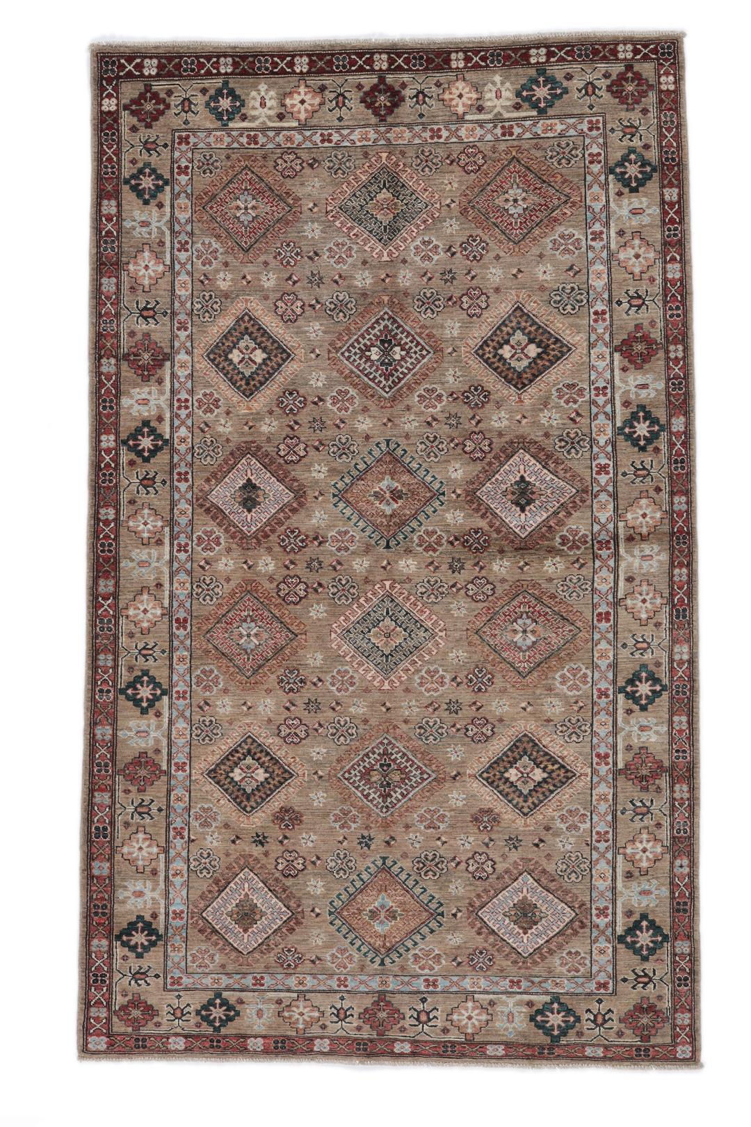 Handgeknüpfter Kazak Ariana Teppich mit traditionellen Mustern in Brauntönen aus Afghanistan