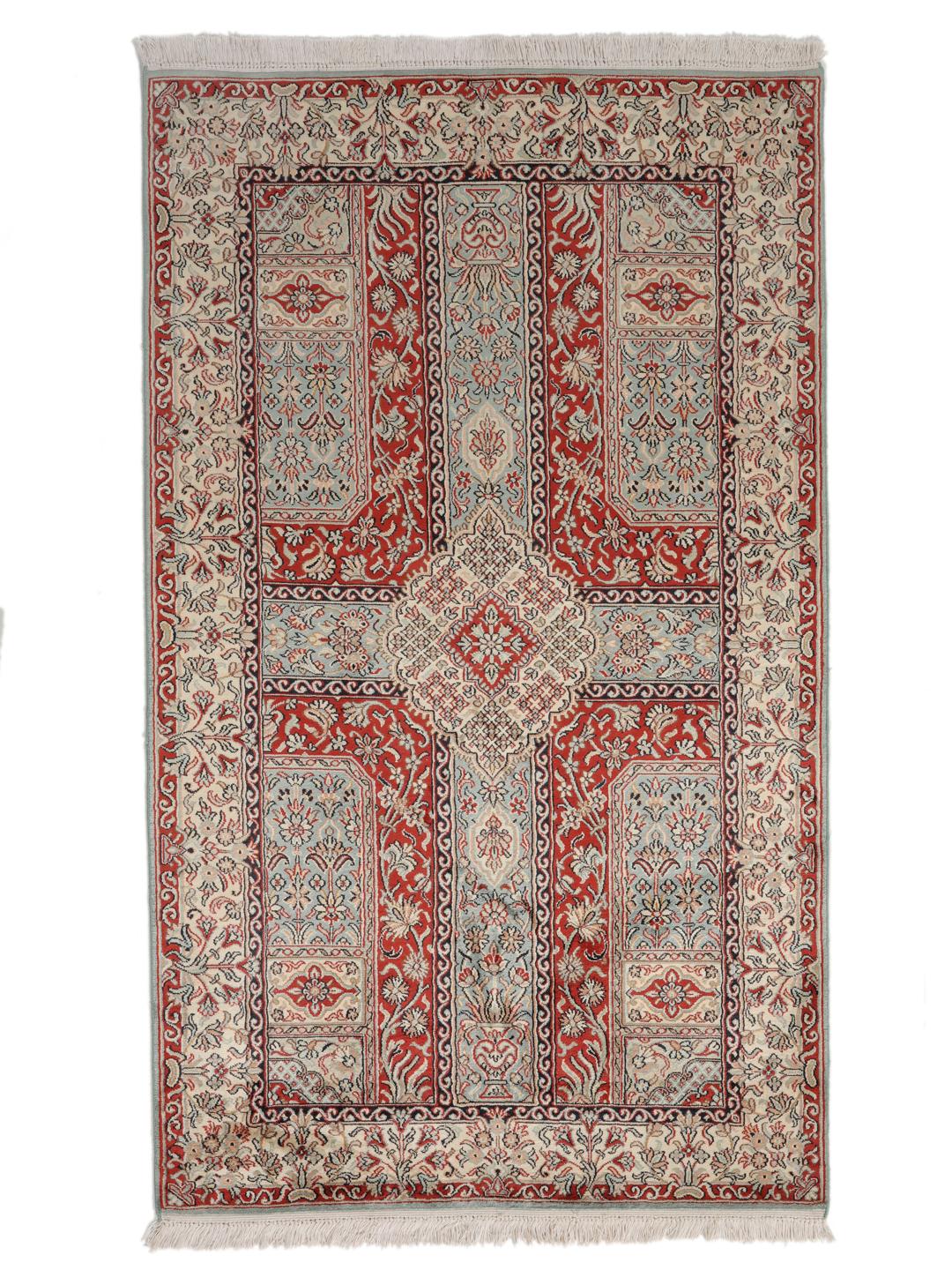 Håndknyttet Kashmir silketæppe fra Indien i røde og beige toner