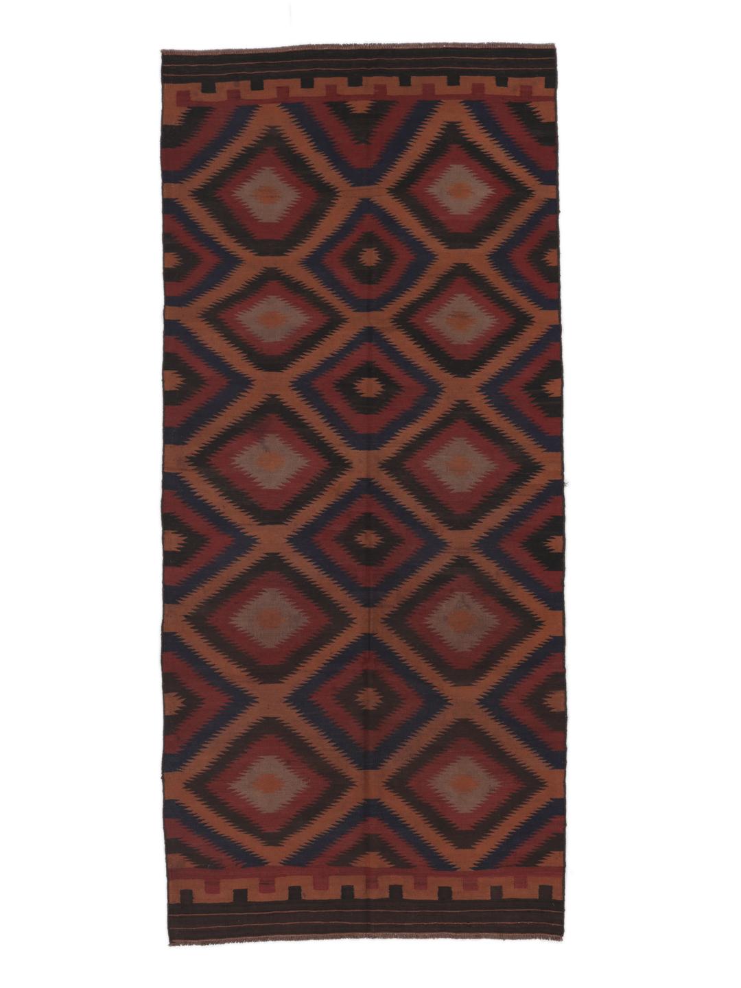 Tapis couloir kelim vintage afghan tissé à la main dans des tons rouges et sombres avec un motif en losanges