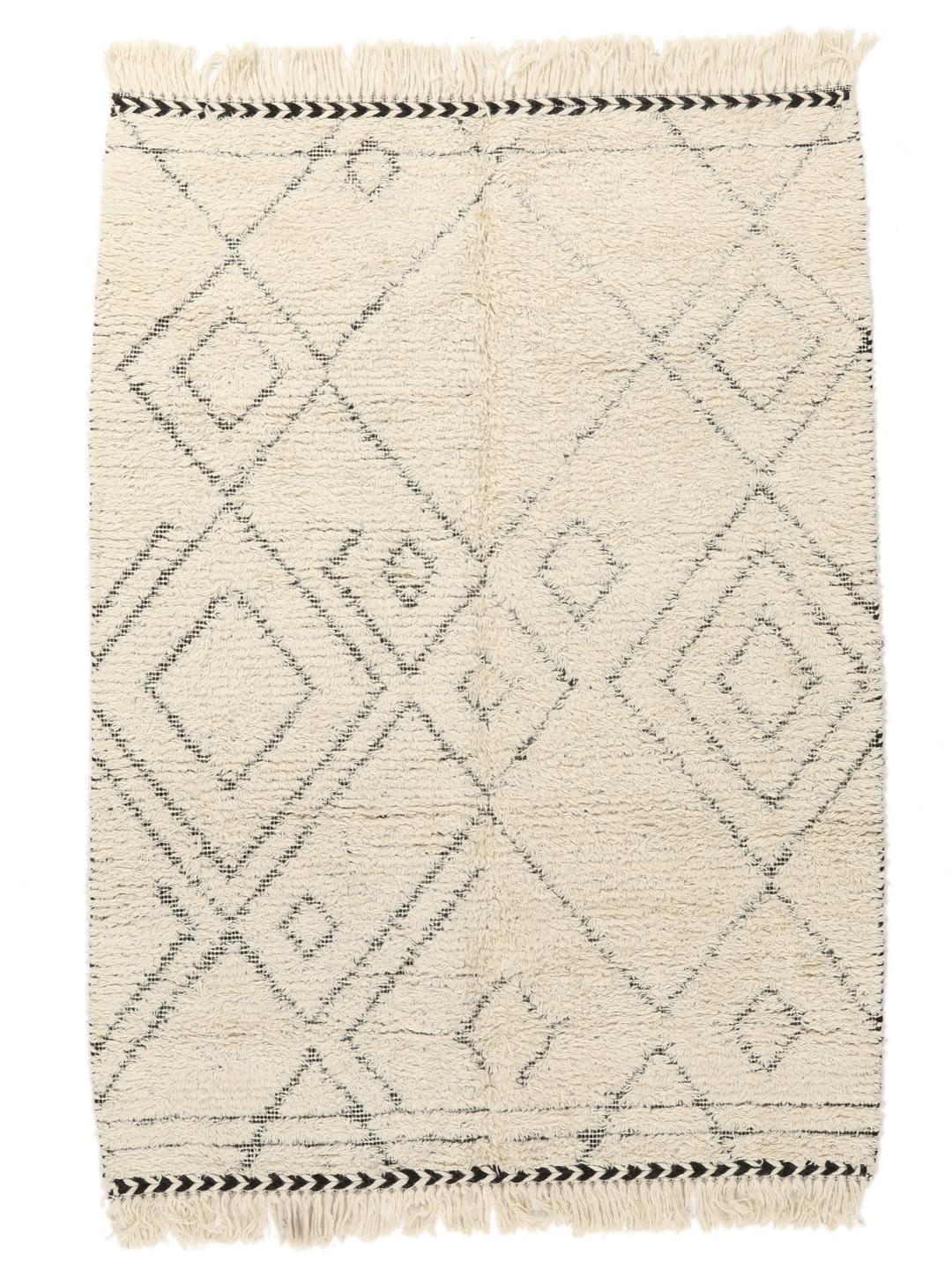 Beige vloerkleed met ruitpatronen en franjes