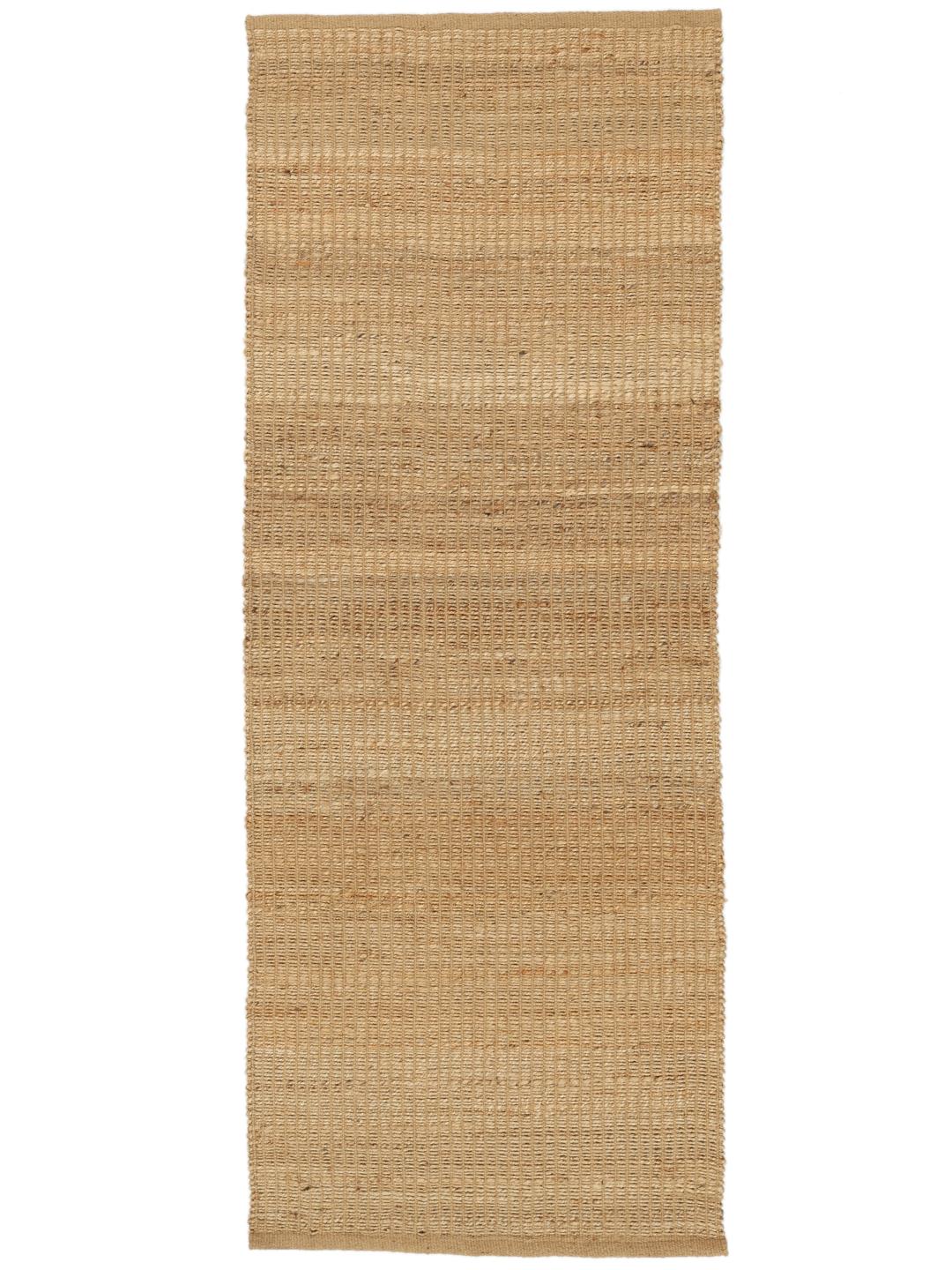Beige løbertæppe med en naturlig vævet tekstur