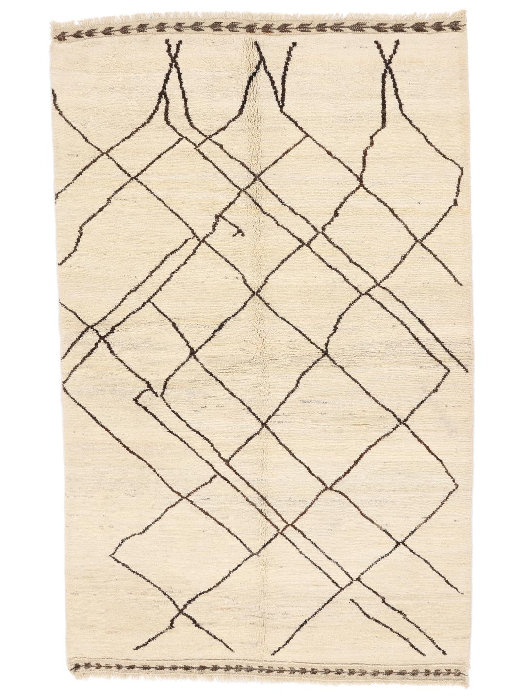 Handgeknoopt Afghaans tapijt met een neutraal beige veld en donkere geometrische lijnen