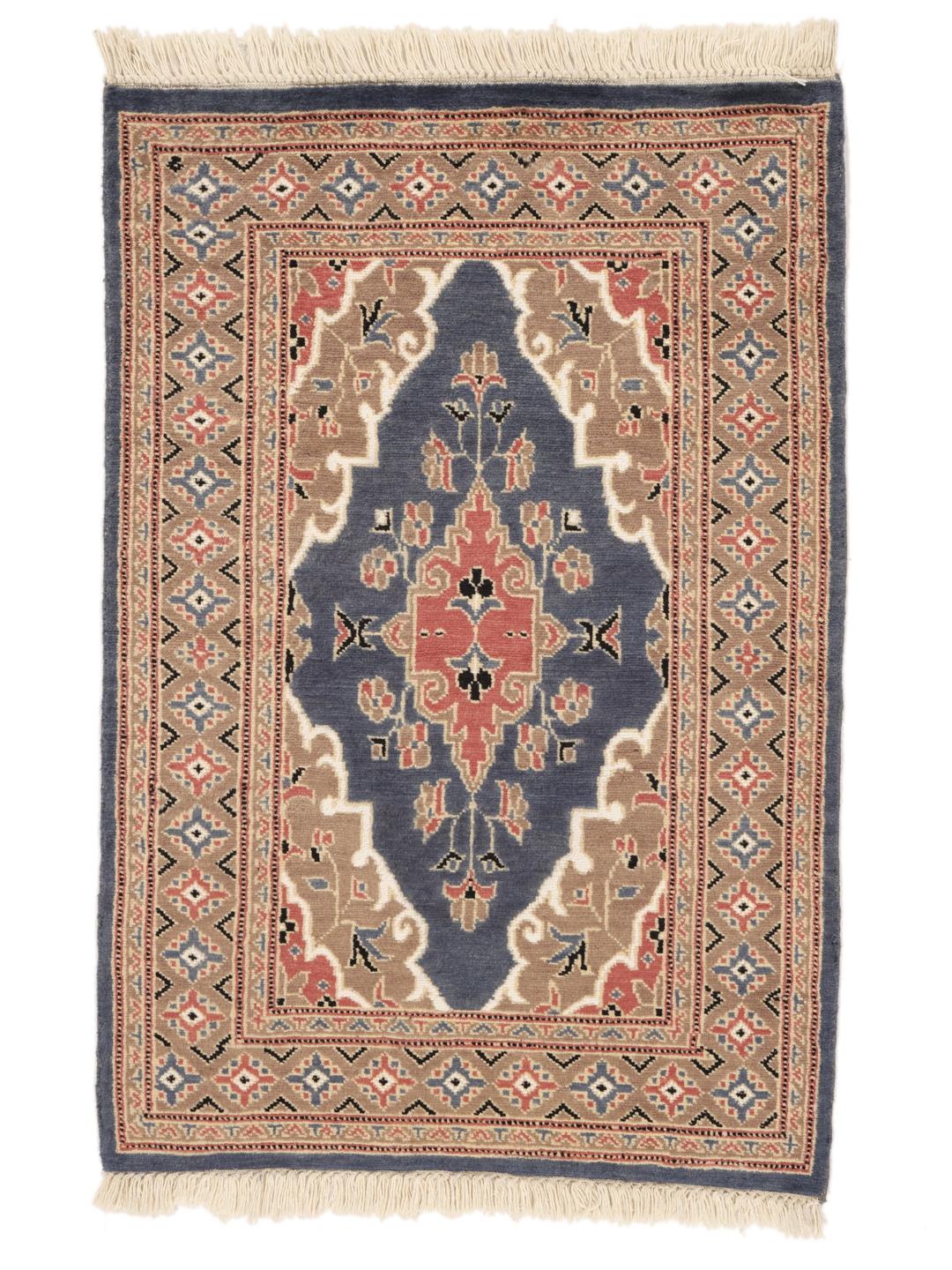 Met de hand geknoopt Pakistan Bokhara tapijt in blauw met traditionele patronen