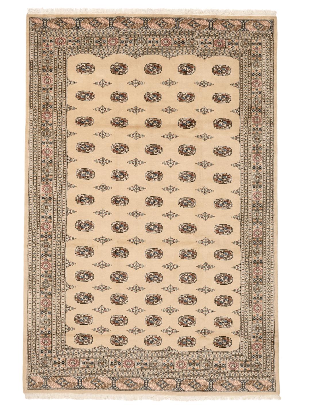 Hand-knotted Pakistan Bokhara rug with a beige wool pile