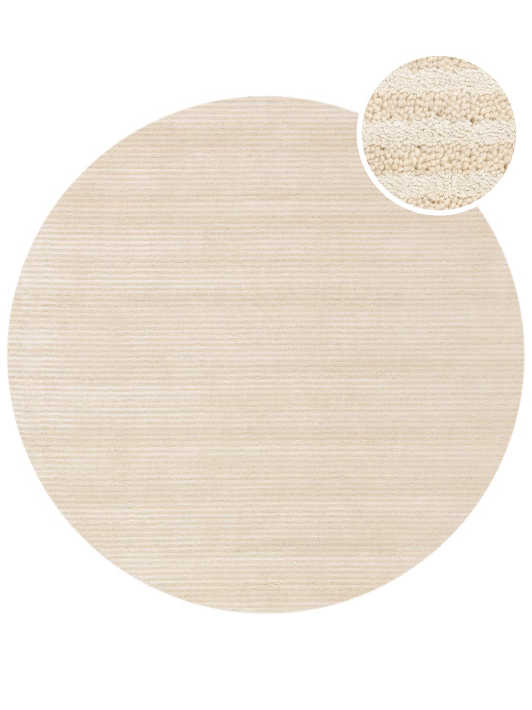 Un tapis rond beige avec un motif à fines rayures