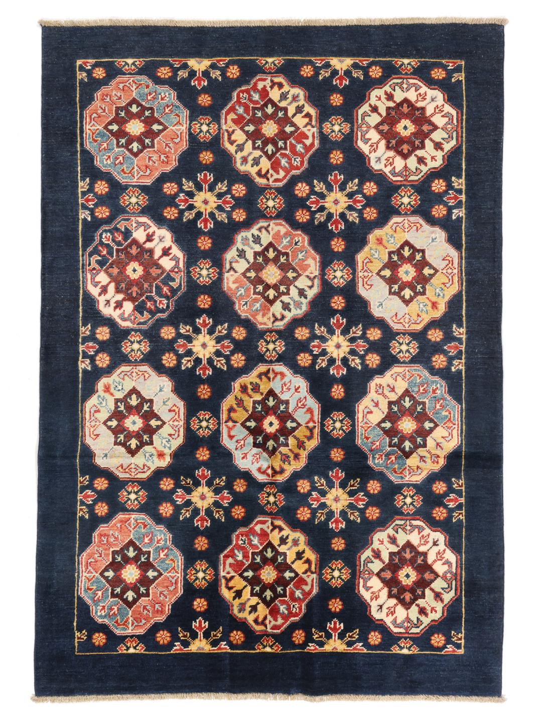 Handgeknüpfter afghanischer Kazak-Teppich mit geometrischen Motiven in Dunkelblau und Mehrfarbig