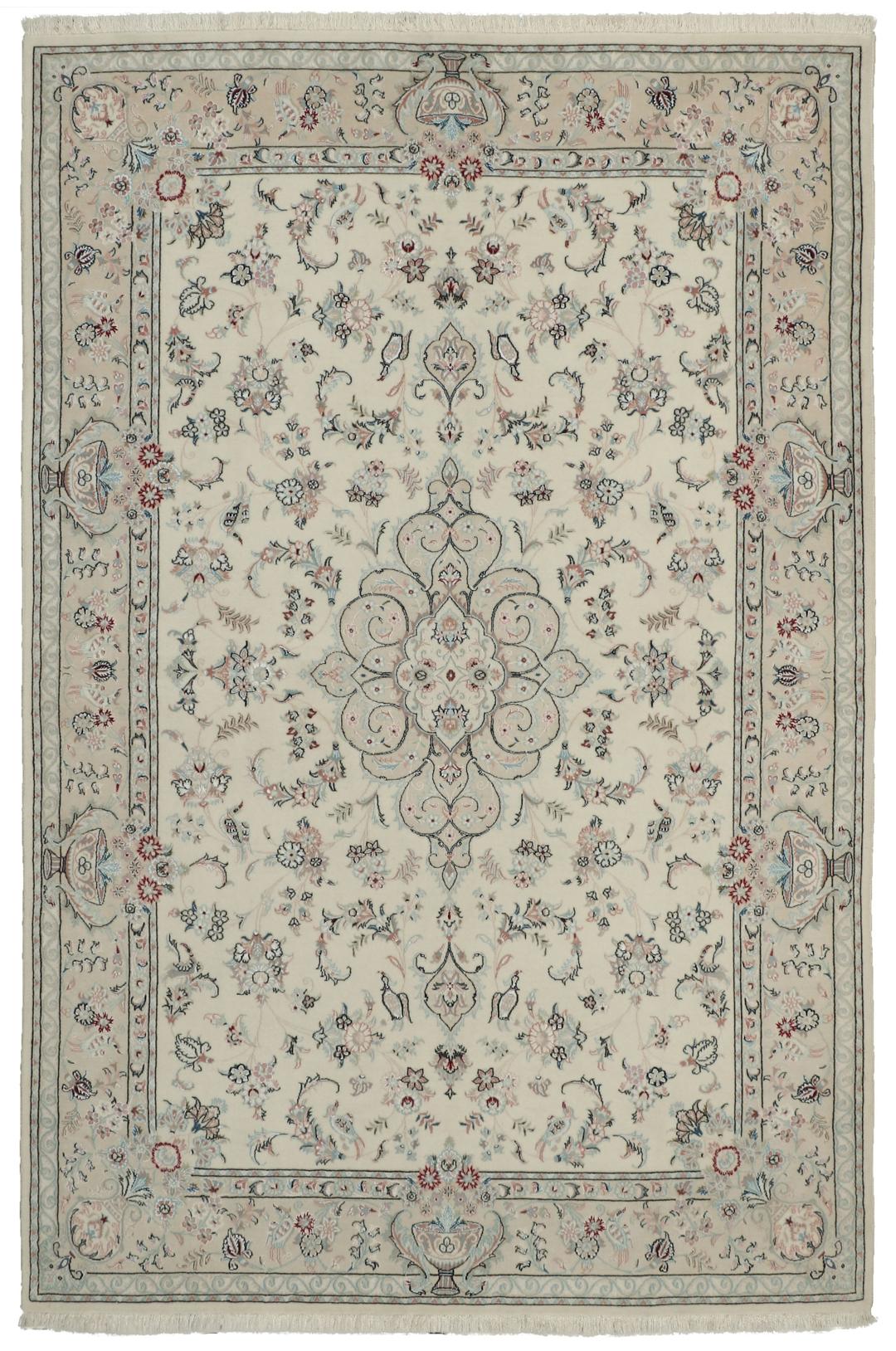 Et håndknyttet Ilam Sherkat Farsh-tæppe fra Mellemøsten i beige med blomstermønstre.