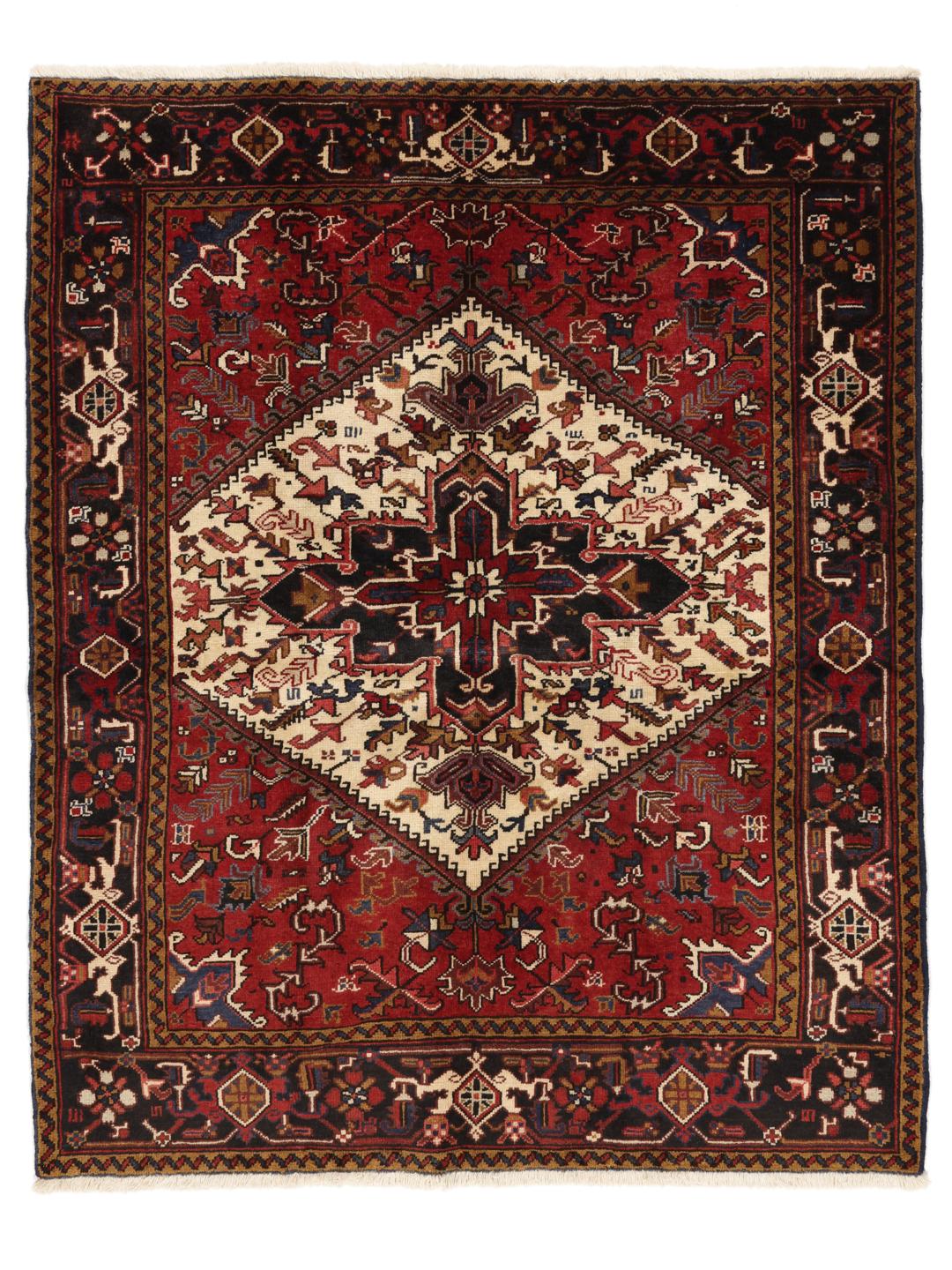 Tapis Mehraban noué à la main provenant du Moyen-Orient dans des tons rouge foncé et crème