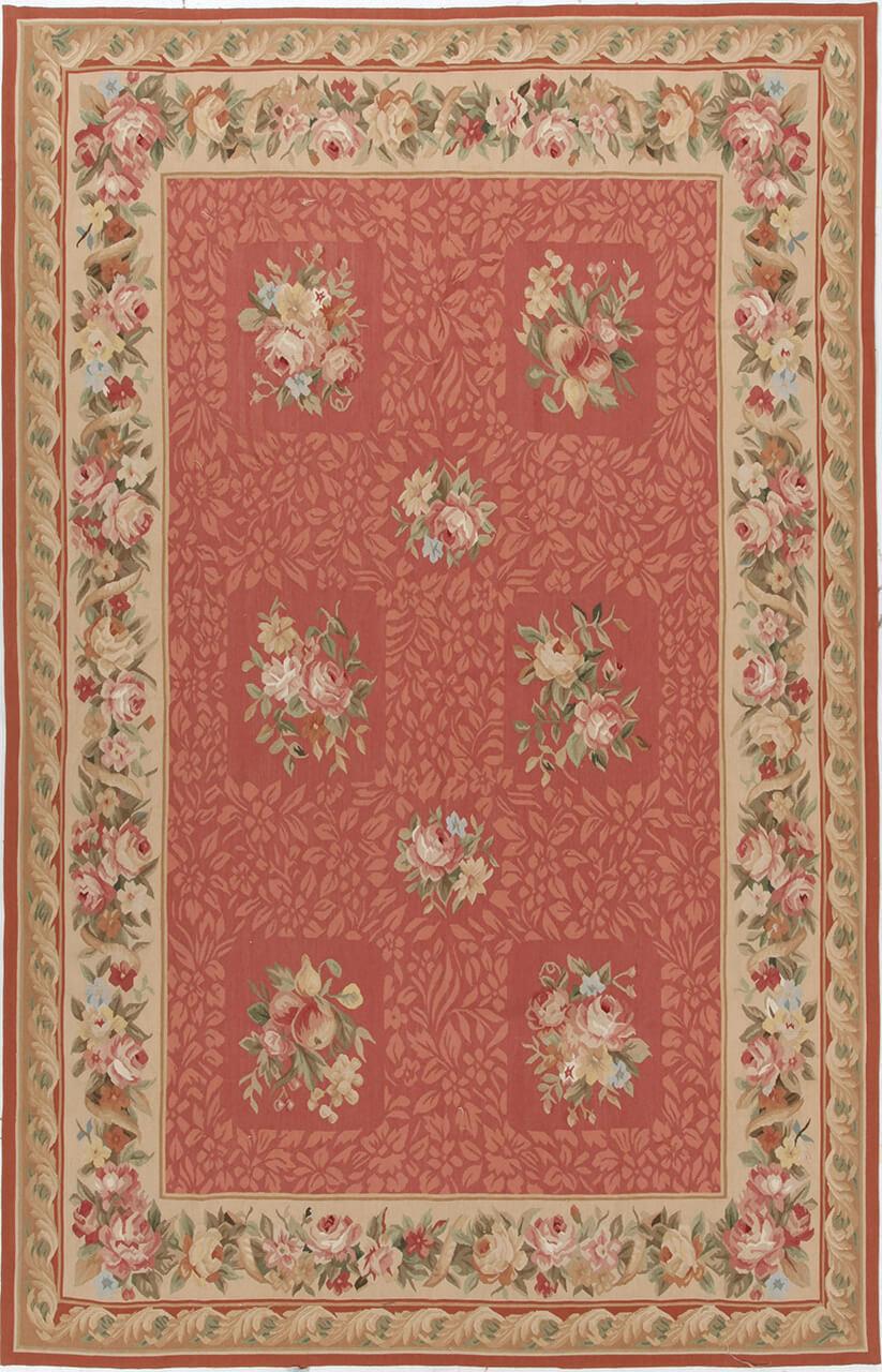Rødt tæppe i Aubusson-stil med blomstermotiver fra Kina