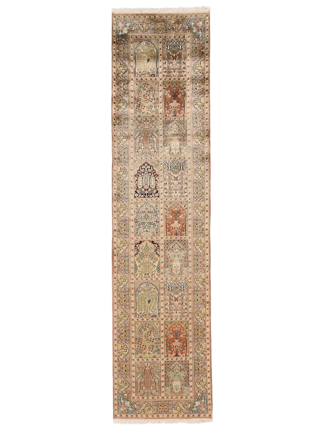 Håndknyttet Kashmir silkeløber med smukke blomsterpaneler i en flerfarvet palette