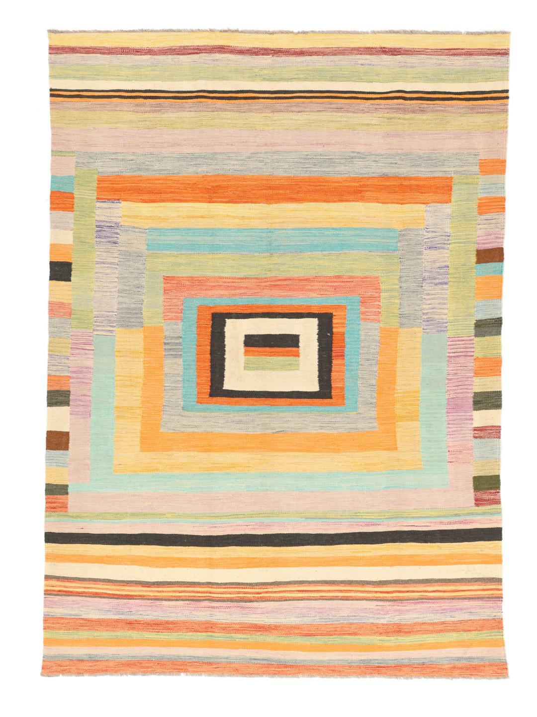 Et stort, rektangulært Kilim Modern-tæppe med et levende, flerfarvet geometrisk design, håndvævet i Afghanistan.