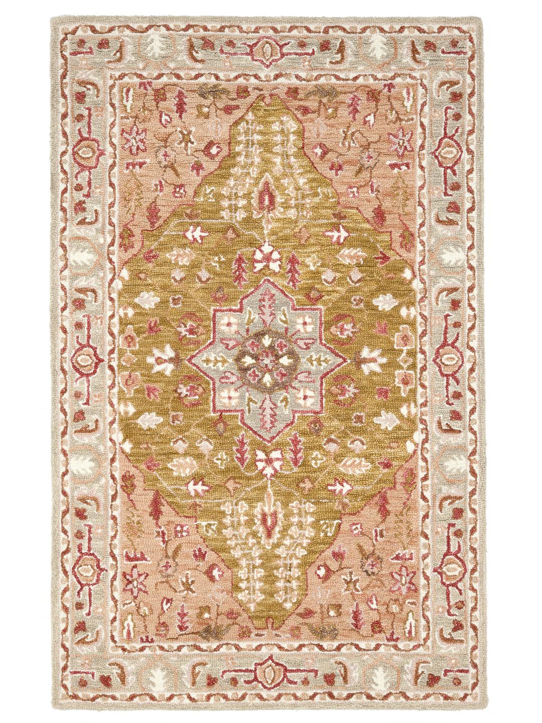 Handgetuft wolvloerkleed in lichtroze en mosterdgeel met traditionele motieven