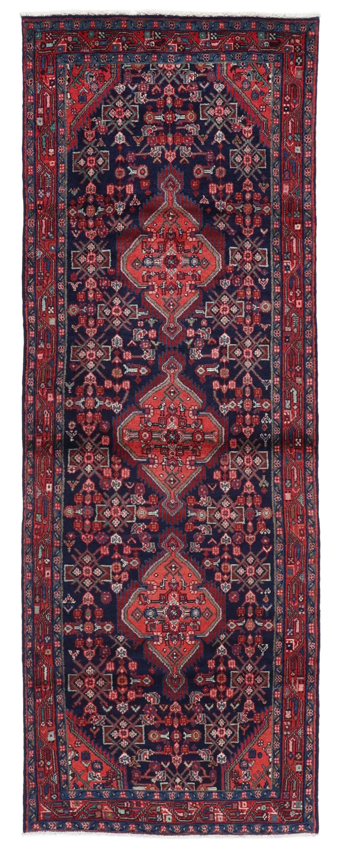Tapis de couloir Hamadan noué à la main provenant du Moyen-Orient dans des tons bleu foncé et rouge.