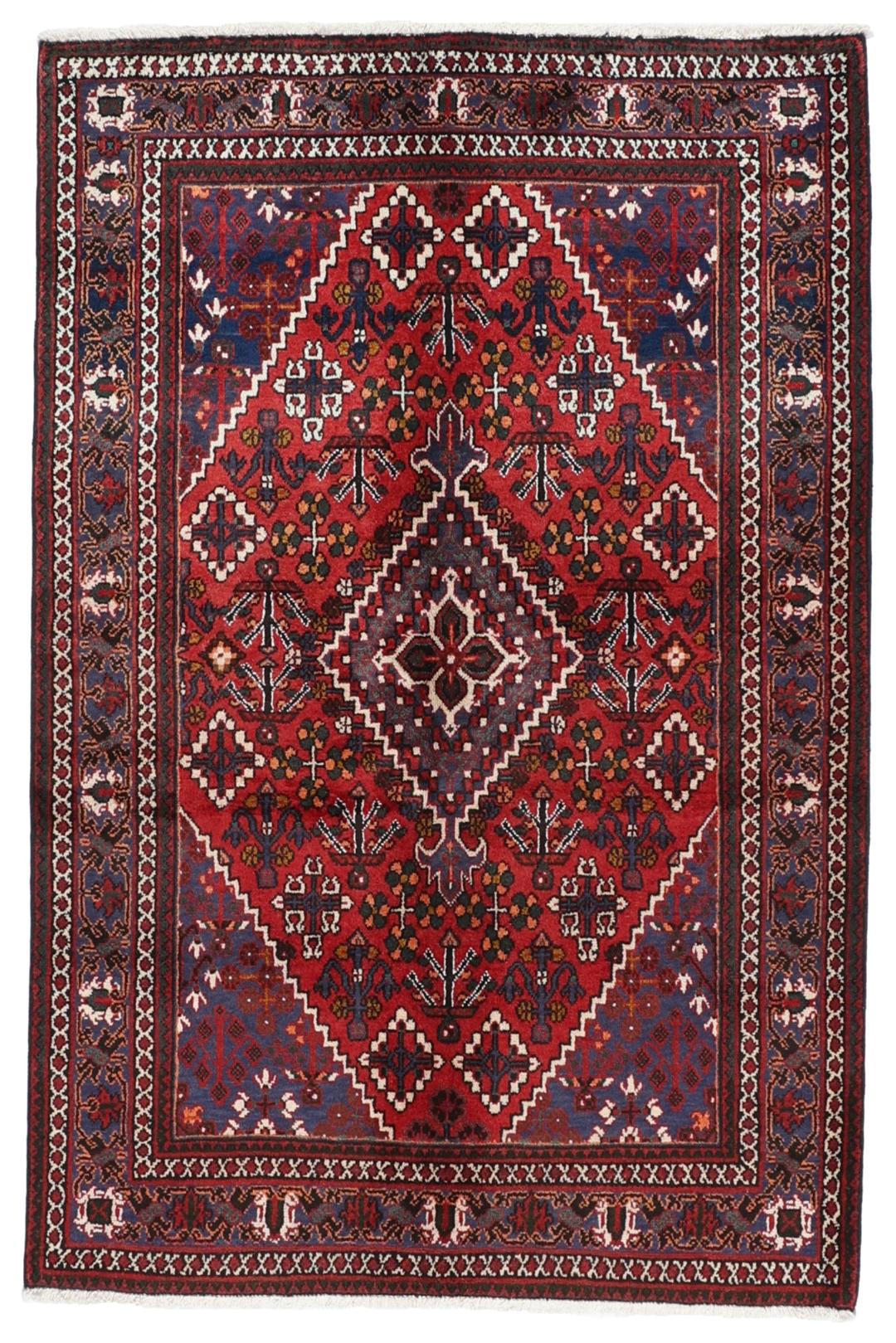 Een handgeknoopt Joshaghan-tapijt uit het Midden-Oosten met een rood en blauw geometrisch medaillonpatroon.