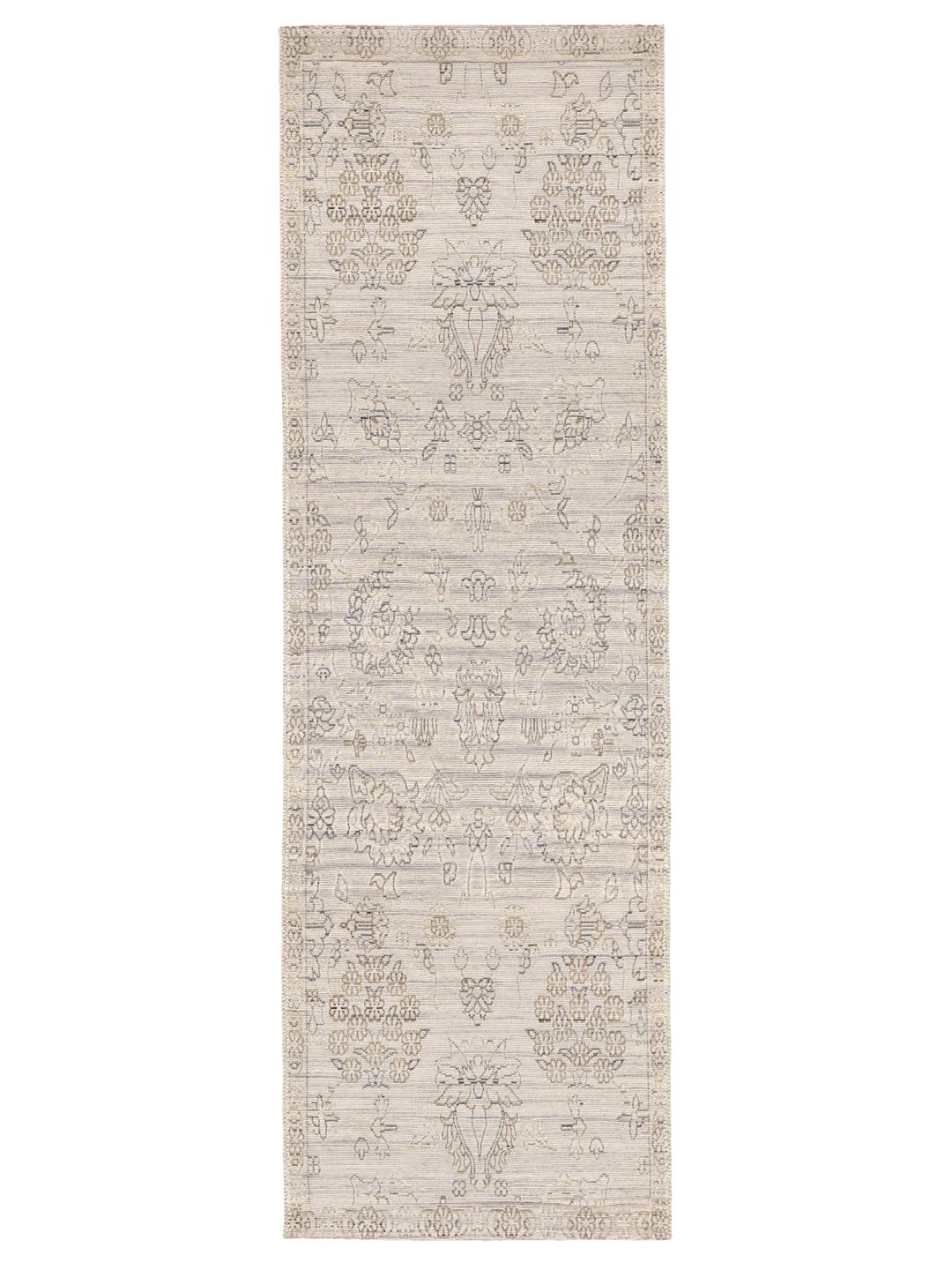 Chemin de table beige et multicolore avec un design à motifs classique