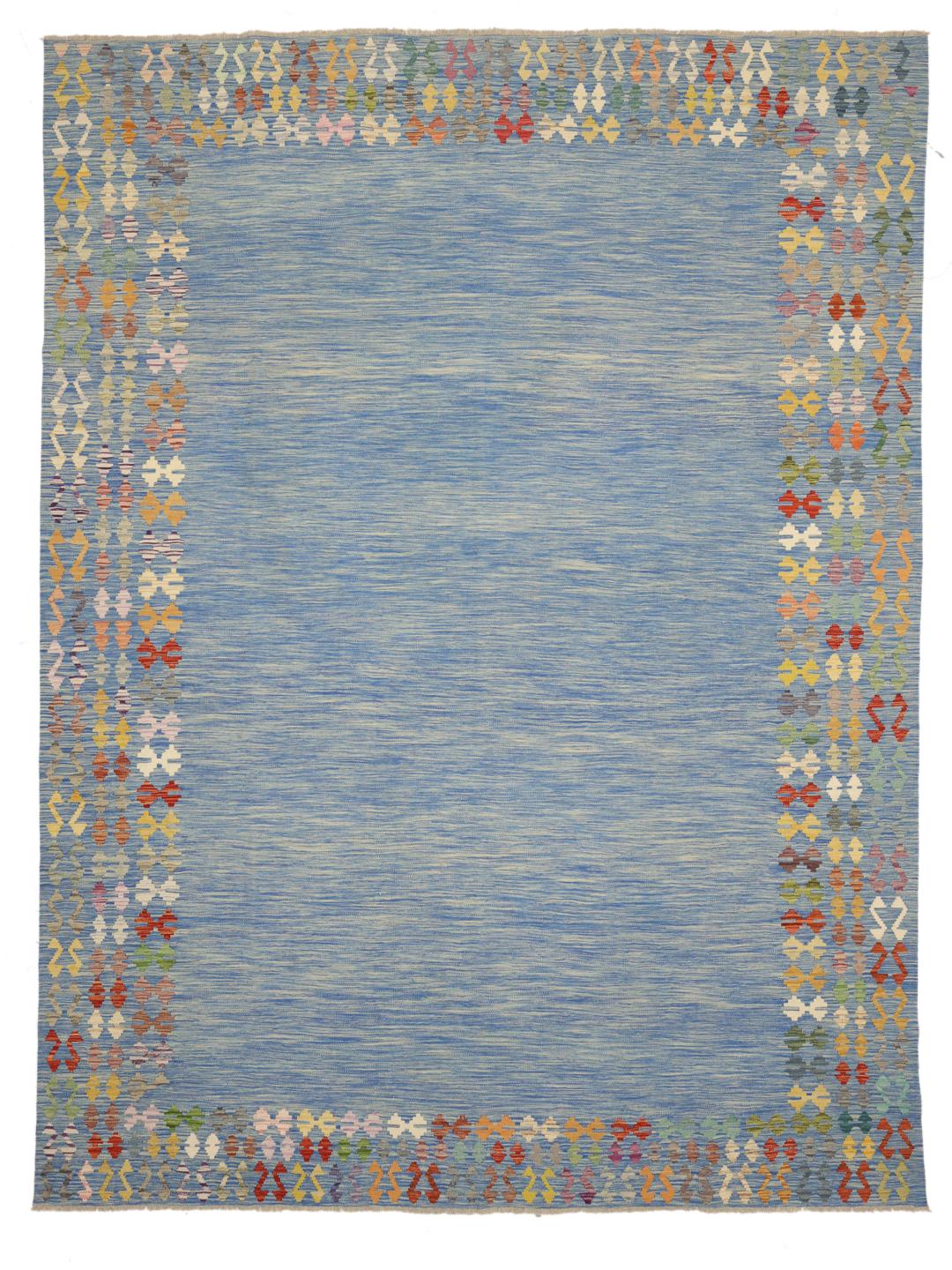 Handgeweven Afghaans Kelim-tapijt met een blauw veld en veelkleurige geometrische rand