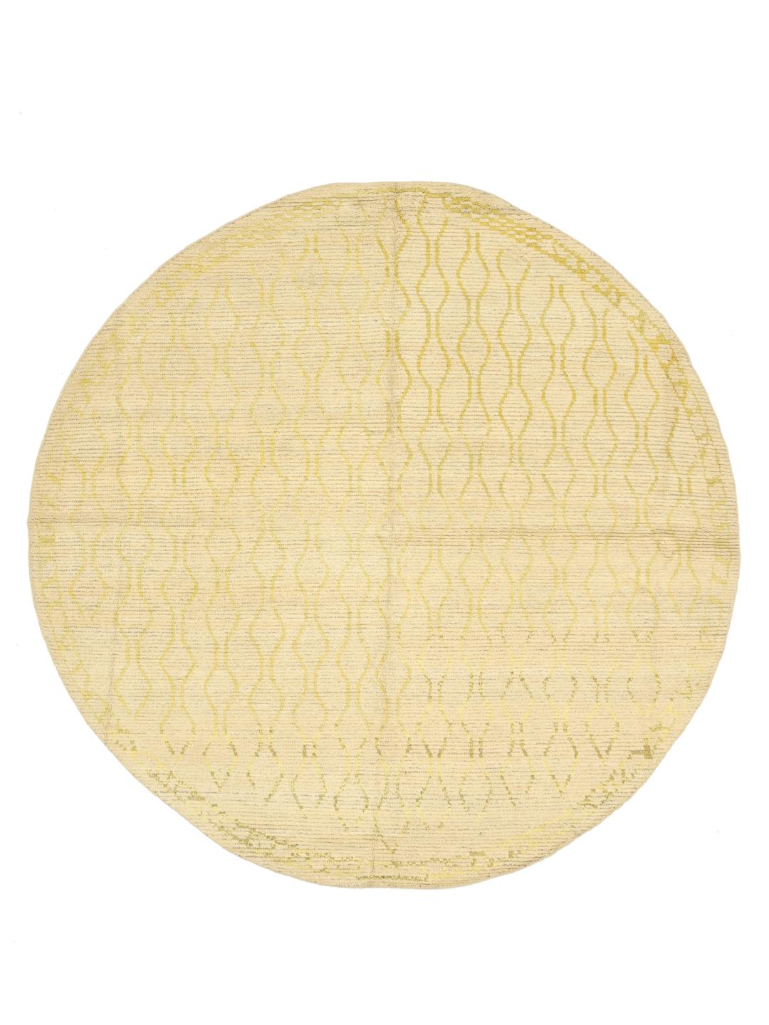 Tapis rond du Moyen-Orient aux tons neutres et motifs organiques