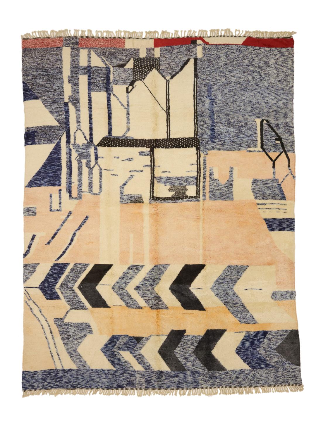 Een groot rechthoekig Marokkaans tapijt met een gedurfd, modern artistiek patroon in blauw, beige en zwart.